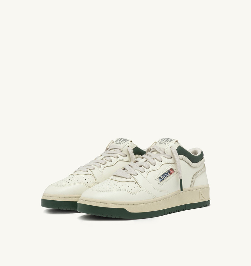 AUTRY MED-WAY SNEAKERS IN LEATHER COLOR MARSHMALLOW AND MOUNTAIN outlook