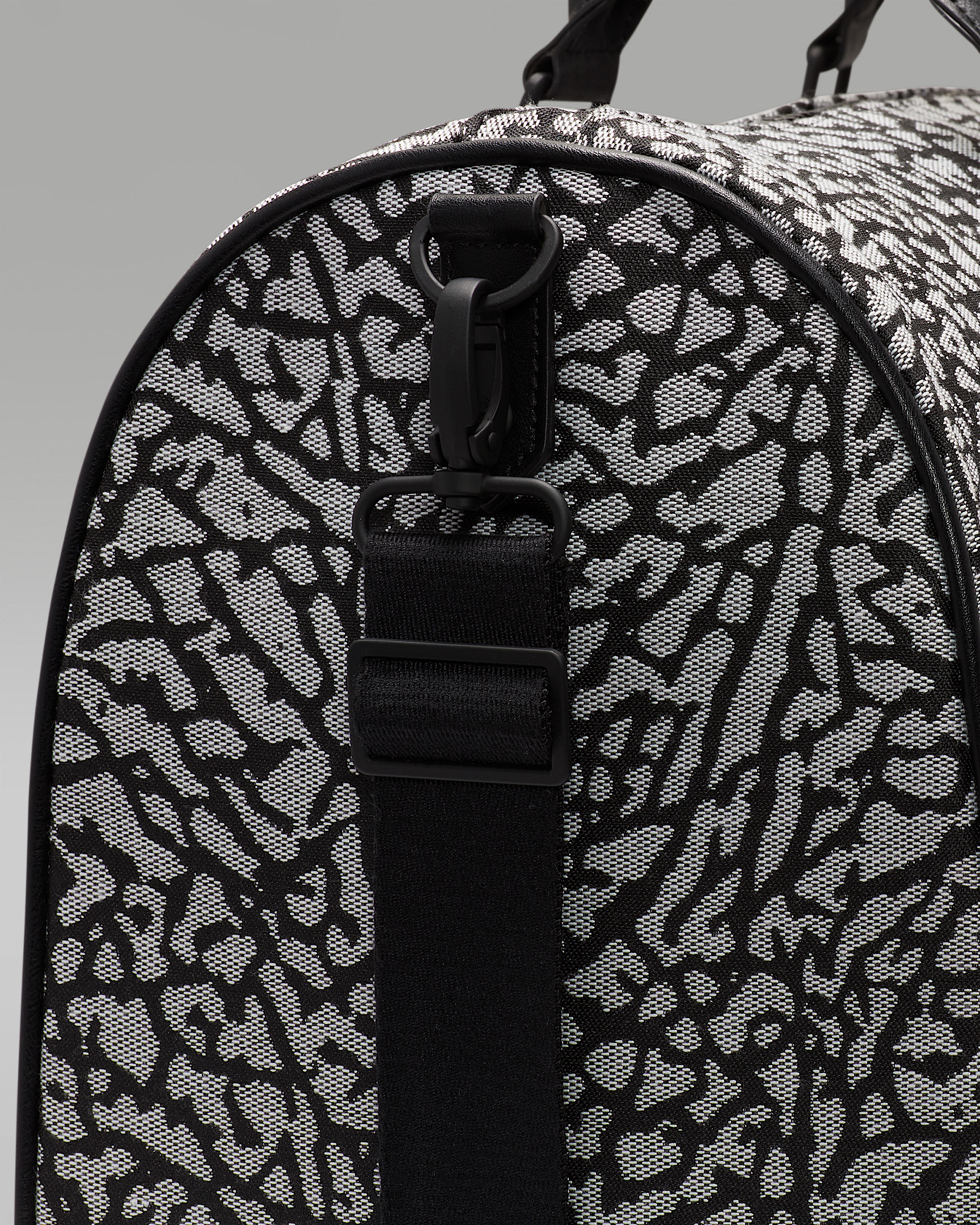 Jordan Icon Duffle Bag (25L) - 6