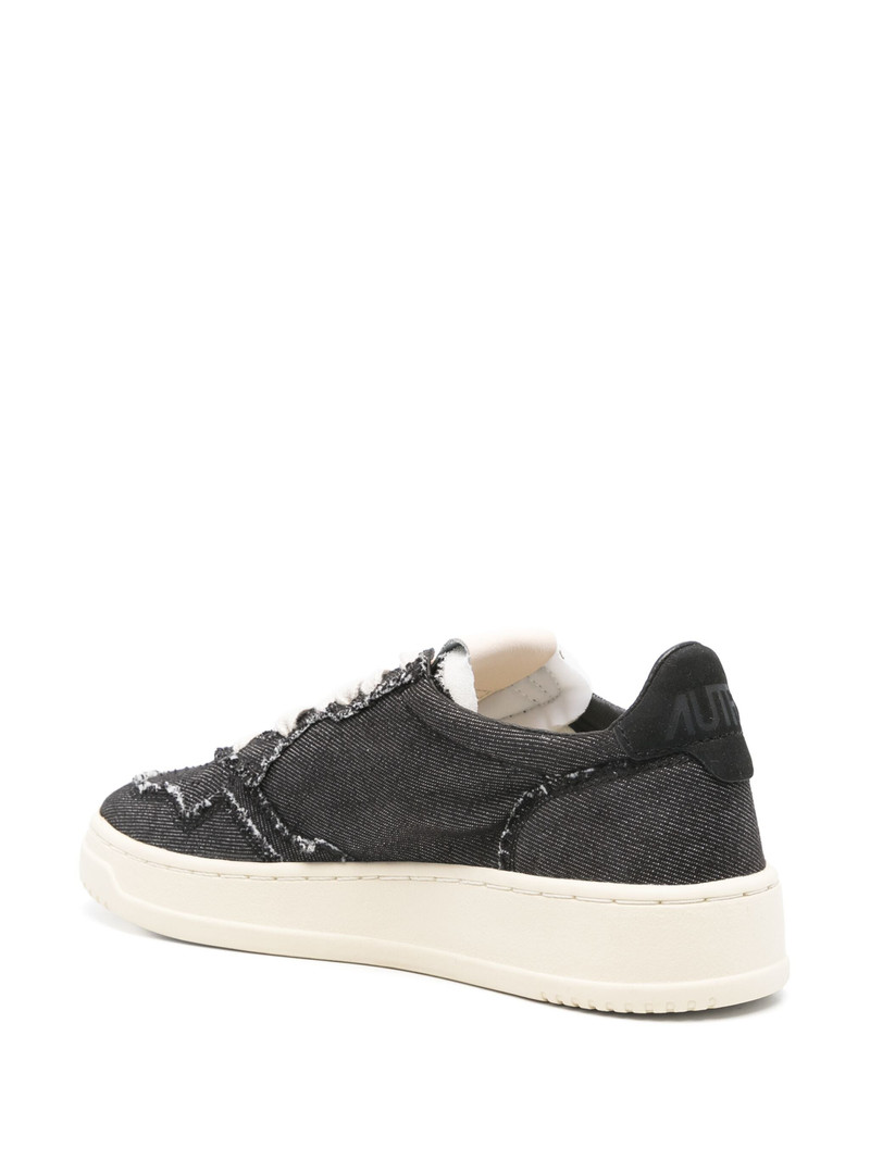 Medalist Low Sneakers 3