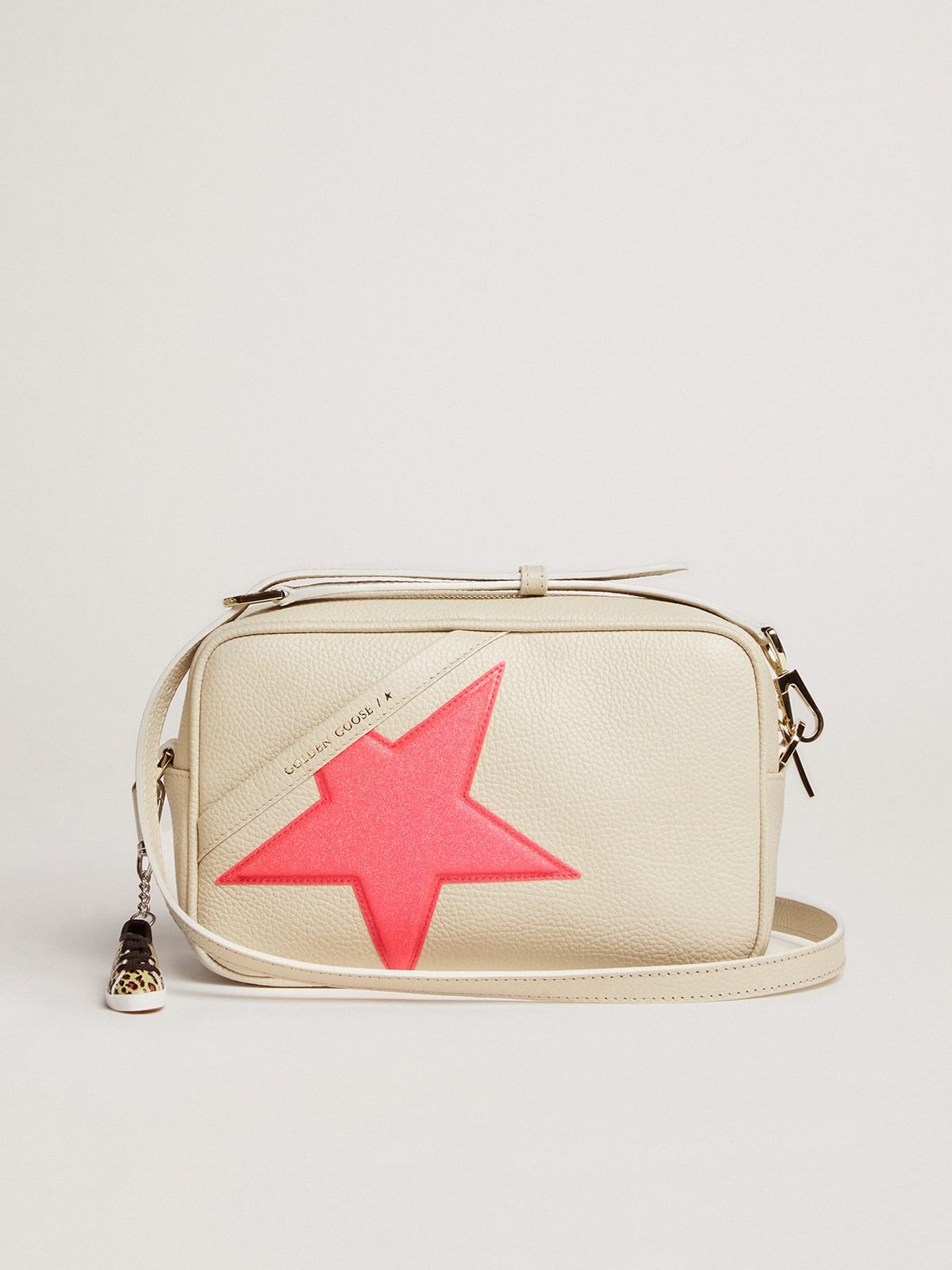Off-white Star Bag in hammered leather, fuchsia Golden Goose star with iridescent glitter - 1
