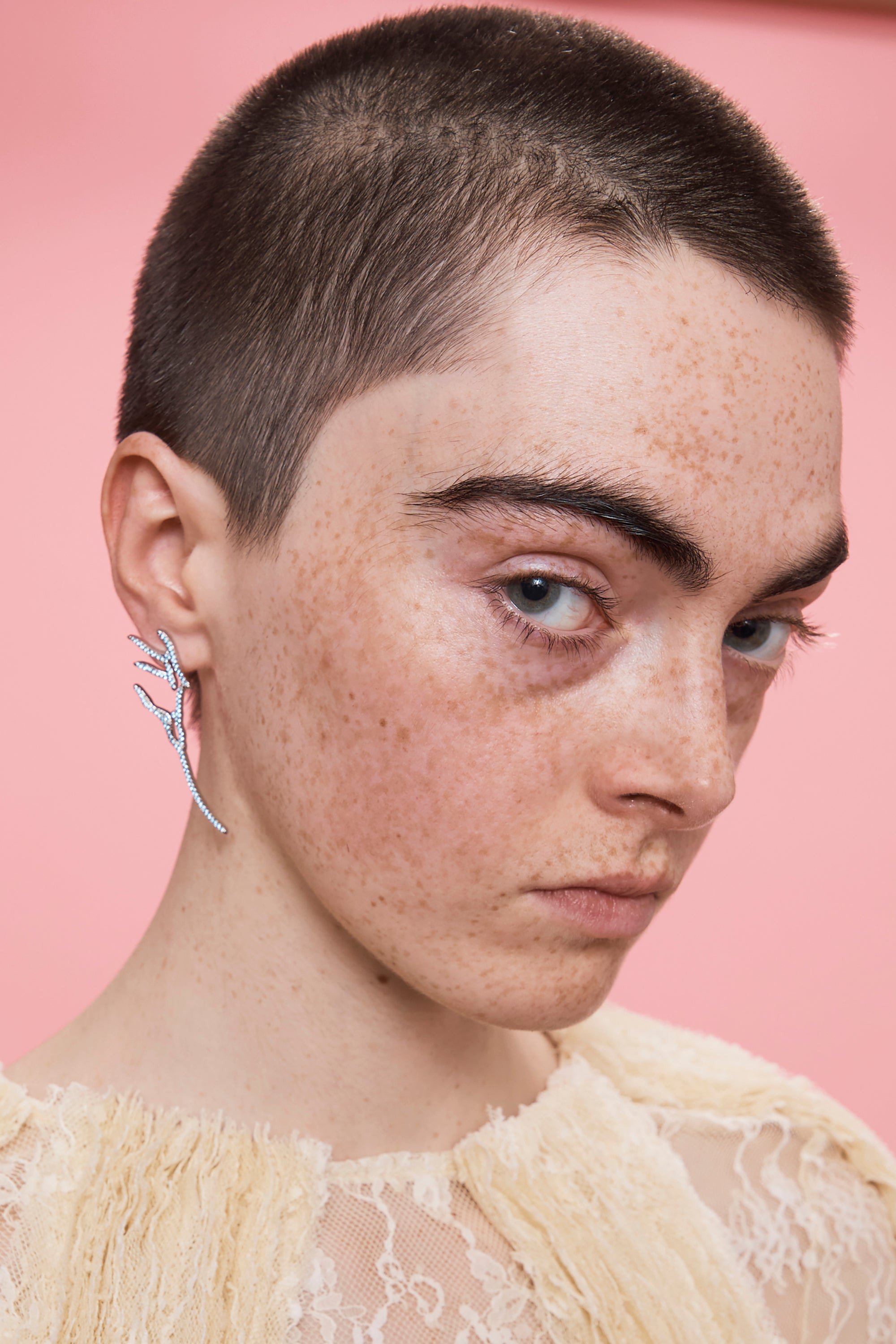 SKY PAVE WING EARRINGS - 2