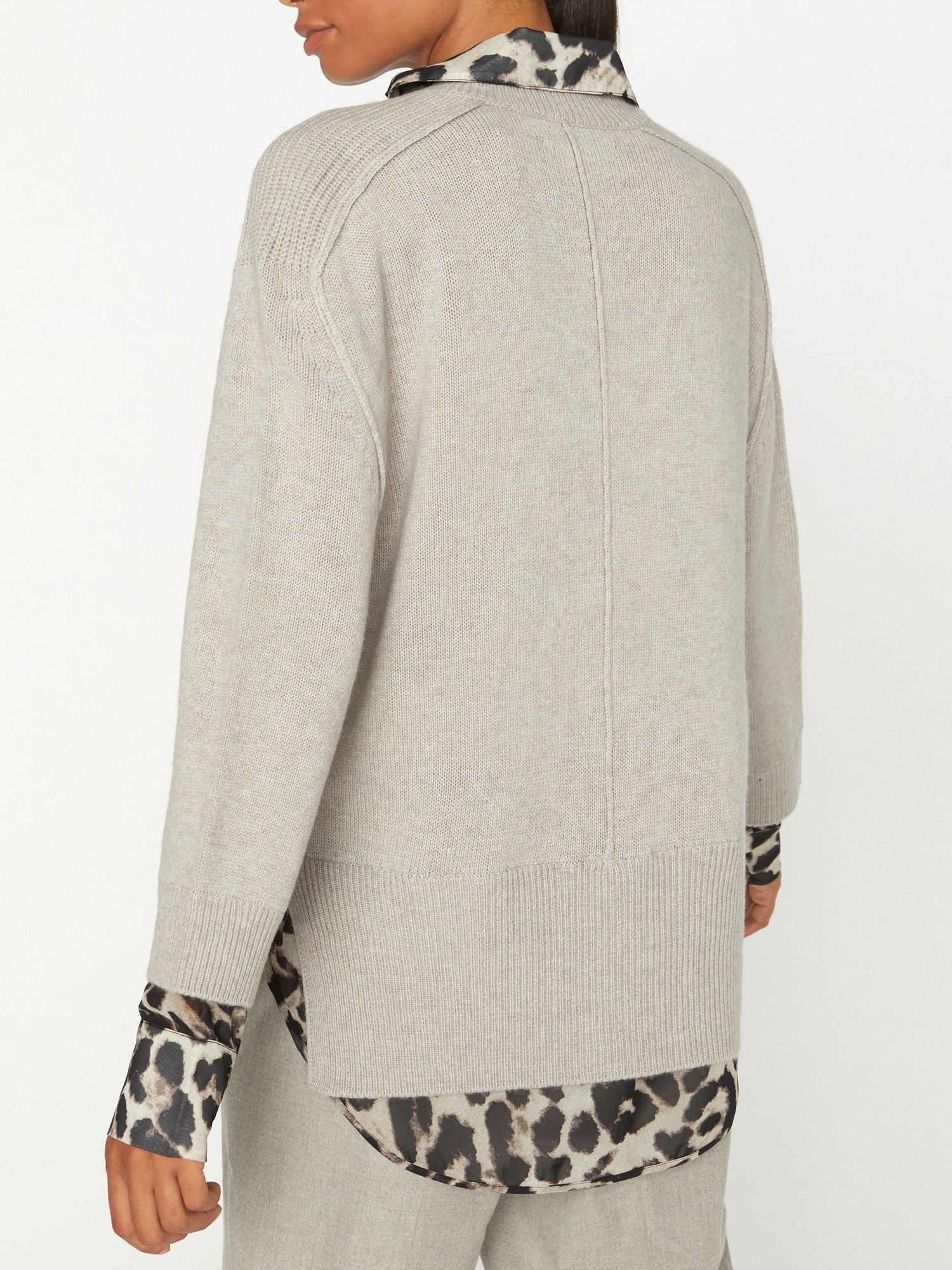 The Looker Layered V-Neck - 4