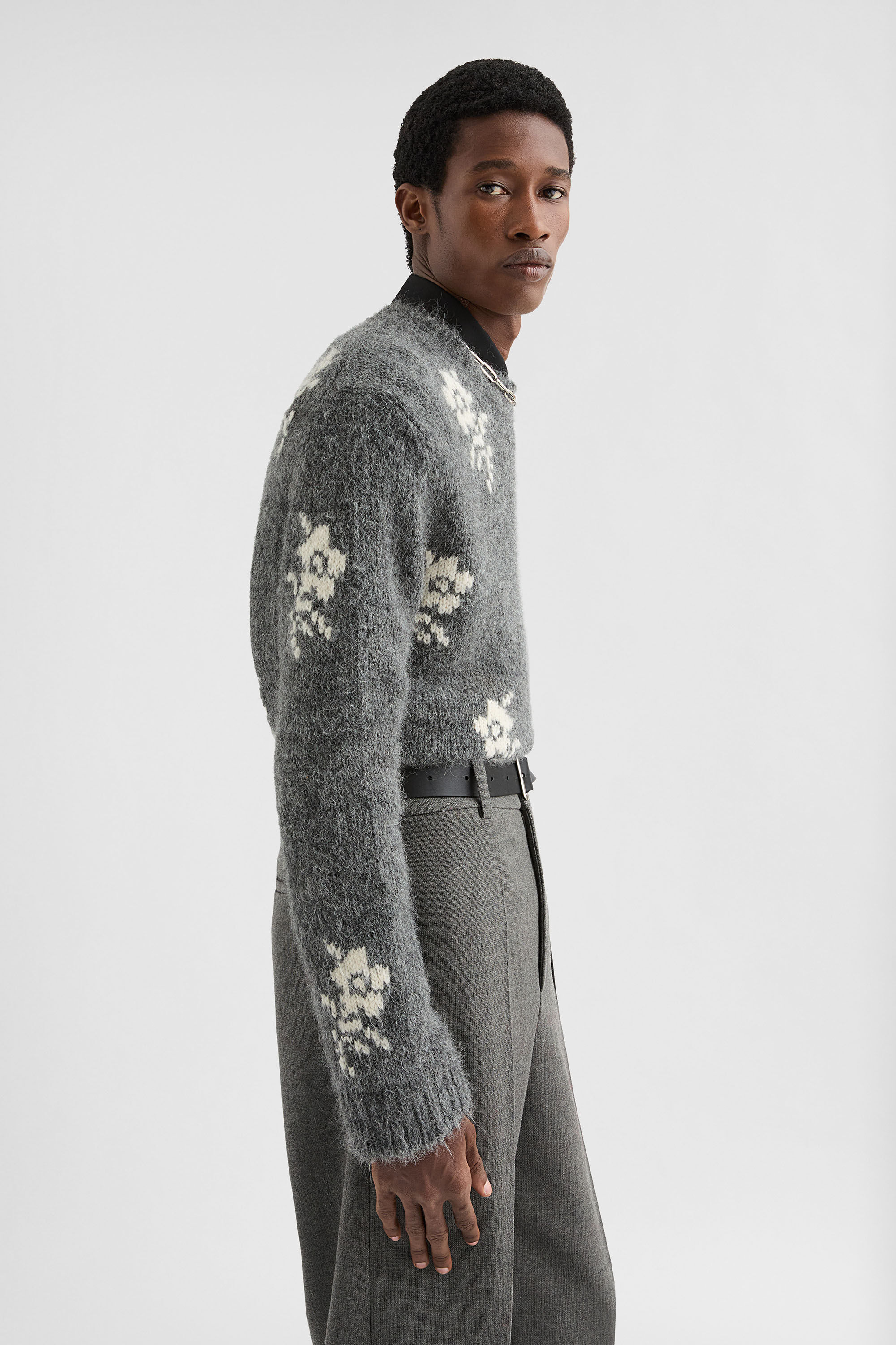 Wool Blend Crew-Neck Sweater - 7