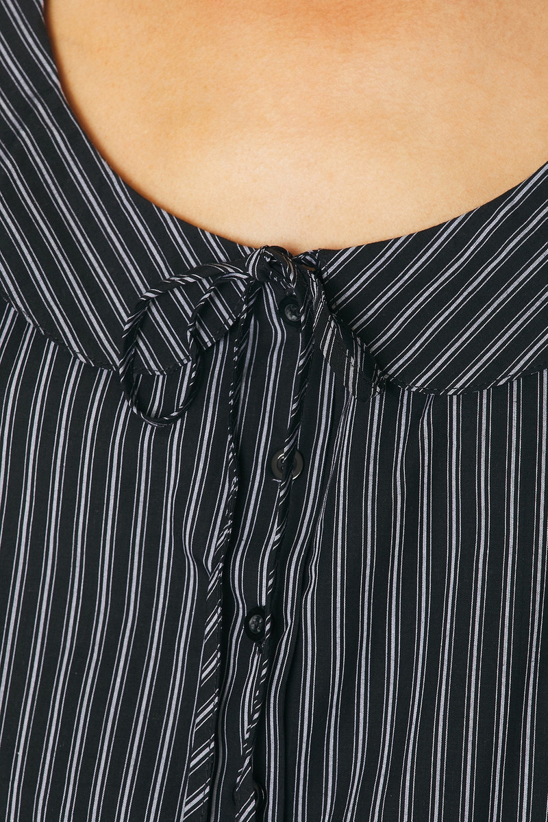 DEIJI STUDIOS Round Collar Top outlook