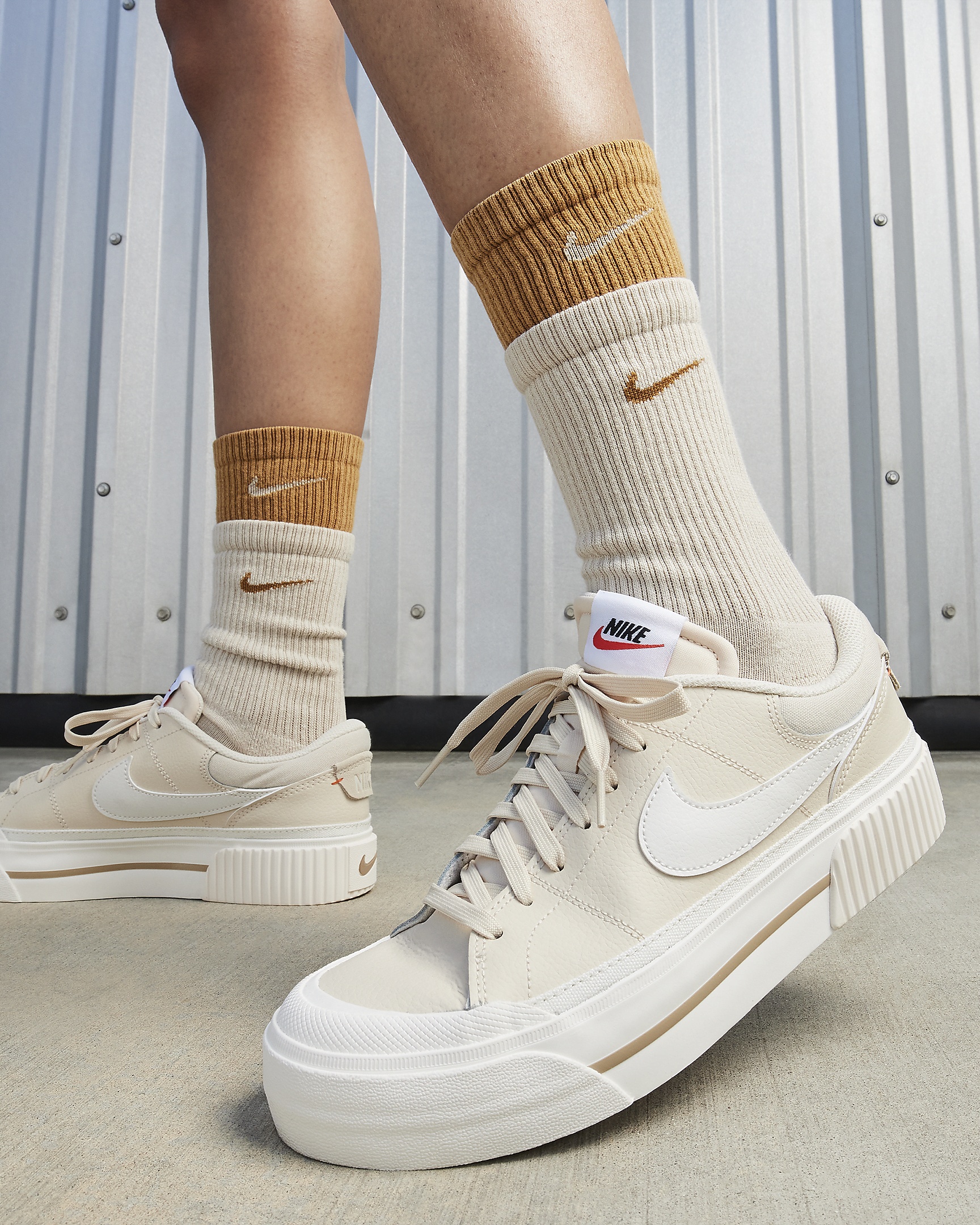 ◆正規品◆NIKE COURT LEGACY LIFT PALE IVORY(W)◆送料無料◆ Nike Court Legacy Lift WMNS Pale Ivory / Phantom - Jan 2025