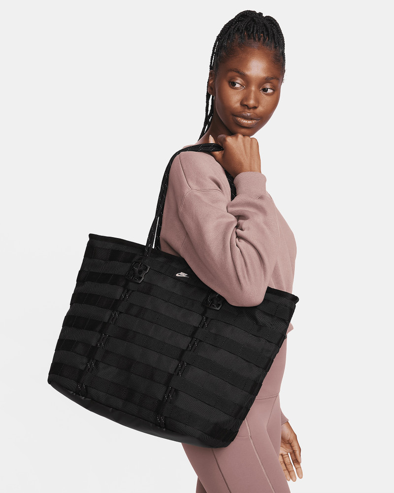 Nike Sportswear RPM Tote (26L) 1