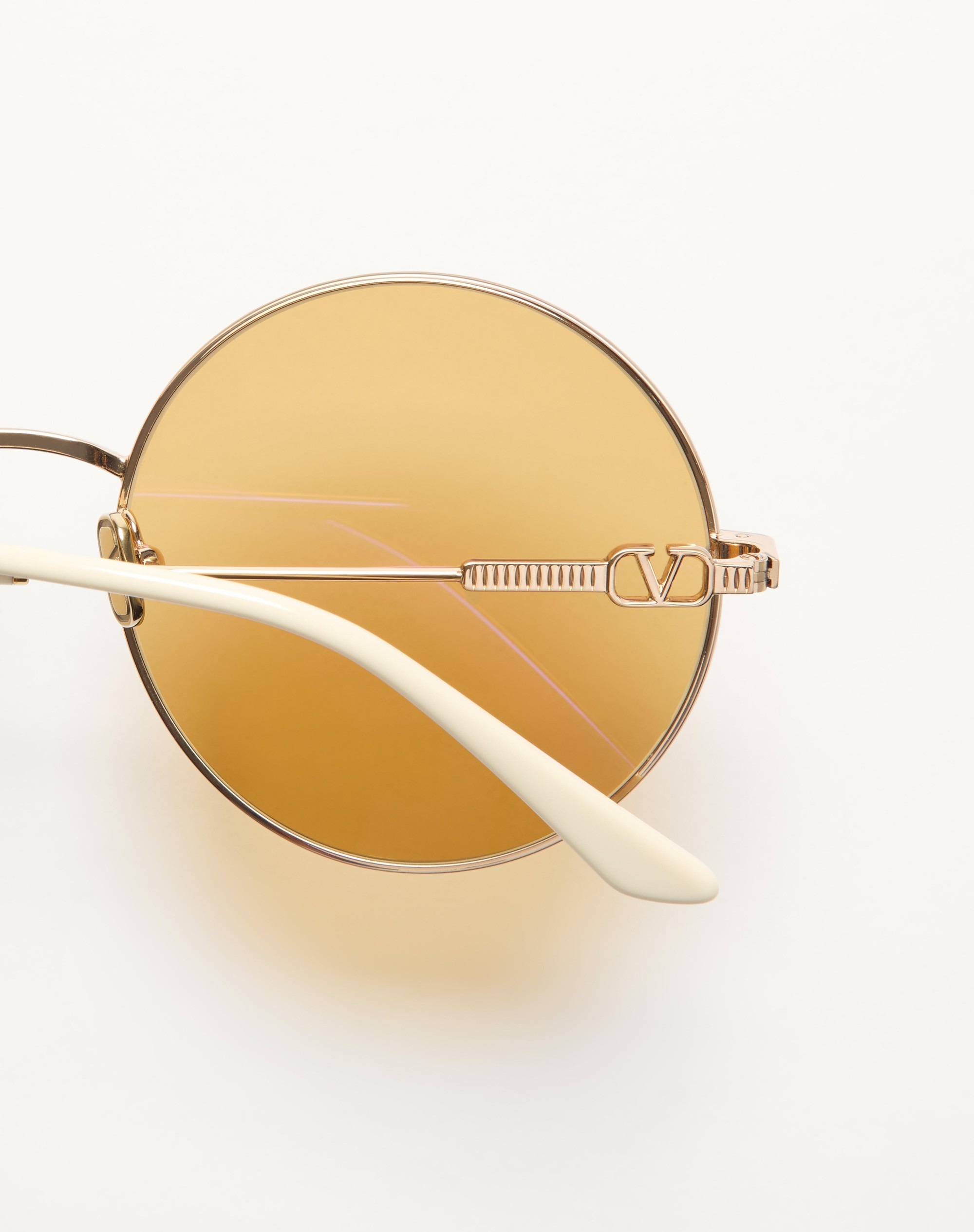 ROUND OVERSIZED METAL FRAME - 6