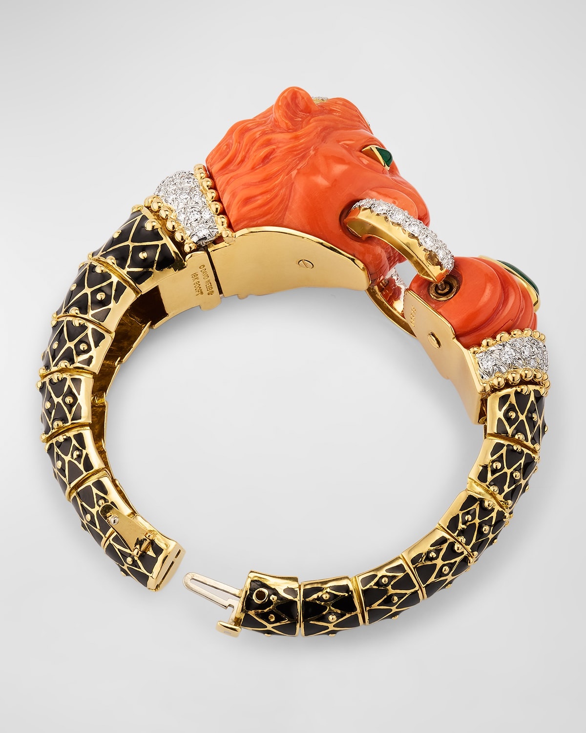 18K Yellow Gold and Platinum Lion Bracelet with Coral, Emerald and Diamonds - 4