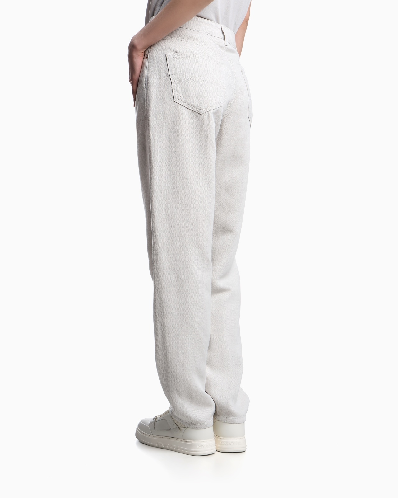 J90 CARROT-FIT JEANS IN A LYOCELL AND LINEN BLEND DENIM ASV - 3
