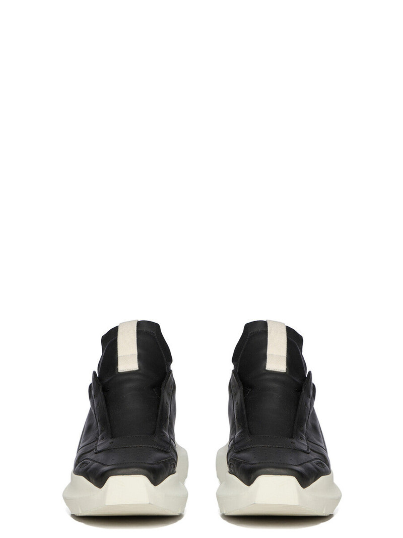 Black Temple Geth Runner Sneakers 2
