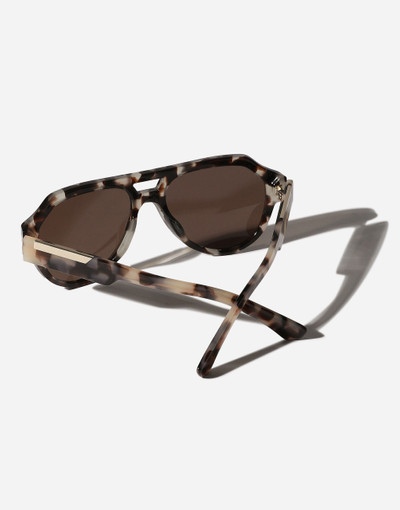 Dolce & Gabbana Mirror logo sunglasses outlook