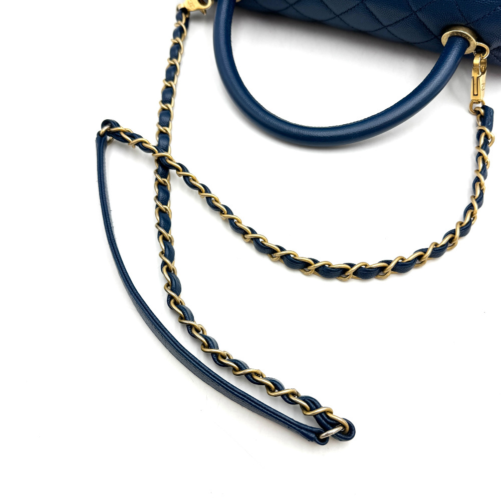 Chanel No. 24 Coco Handle Medium A92991 - 9