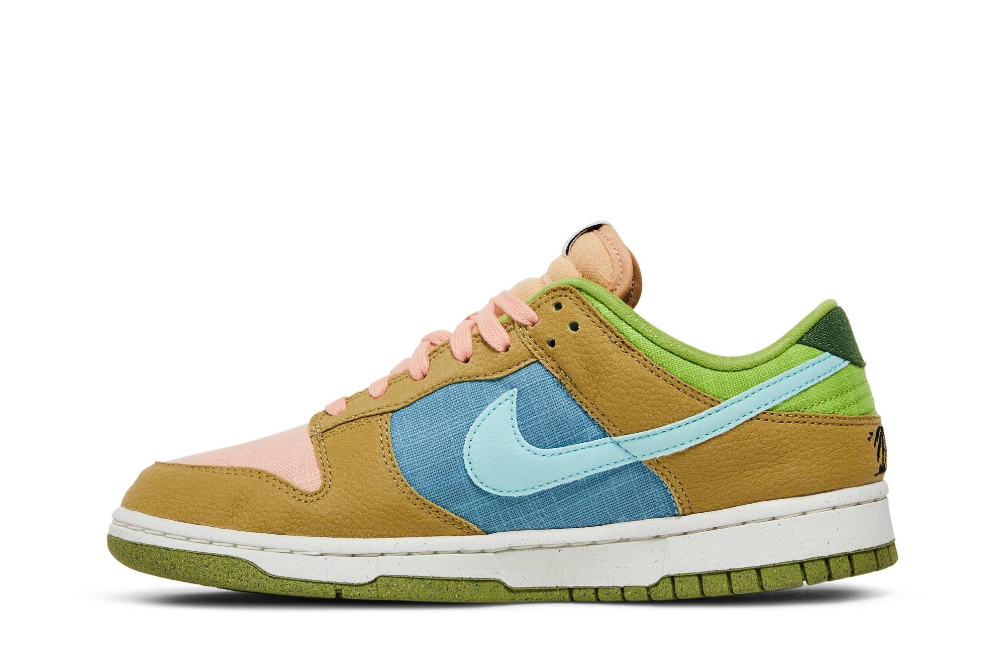 Dunk Low 'Sun Club - Arctic Orange Sanded Gold' - 3