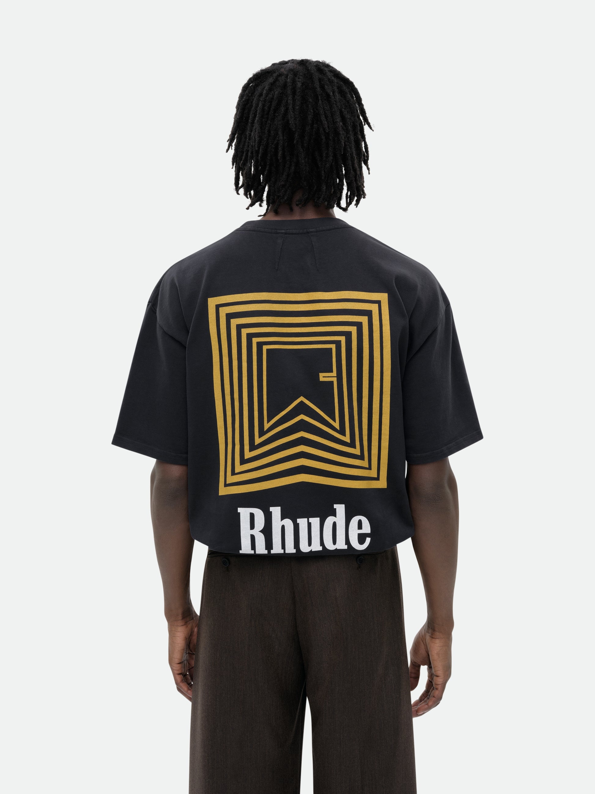 CHEVRON LOGO REPEAT TEE - 11