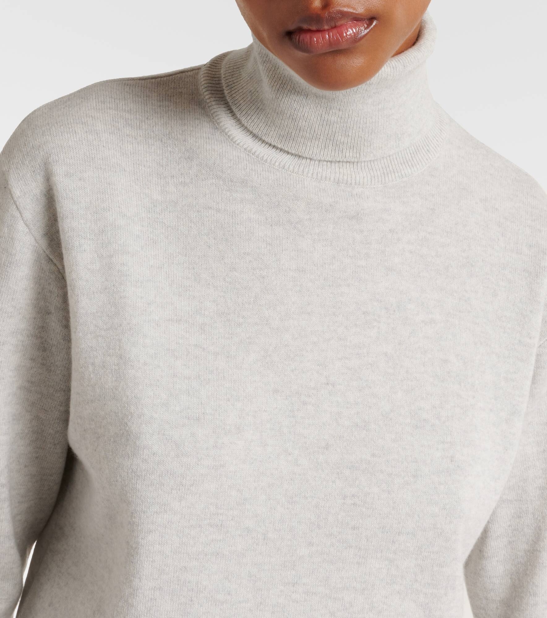 Turtleneck cashmere sweater - 5