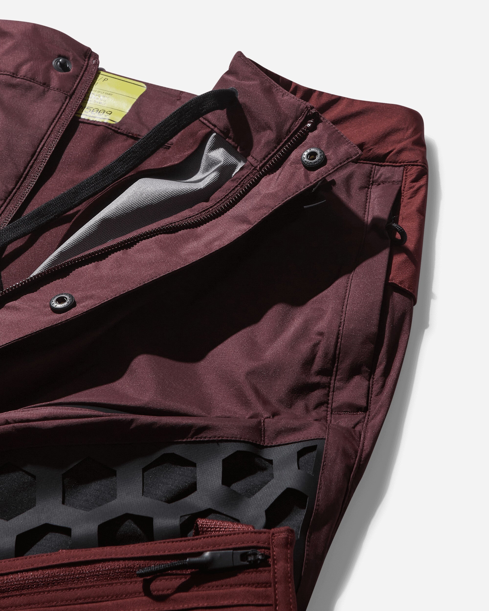 Women's ISPA Multi Pocket Skirt Burgundy Crush - 3