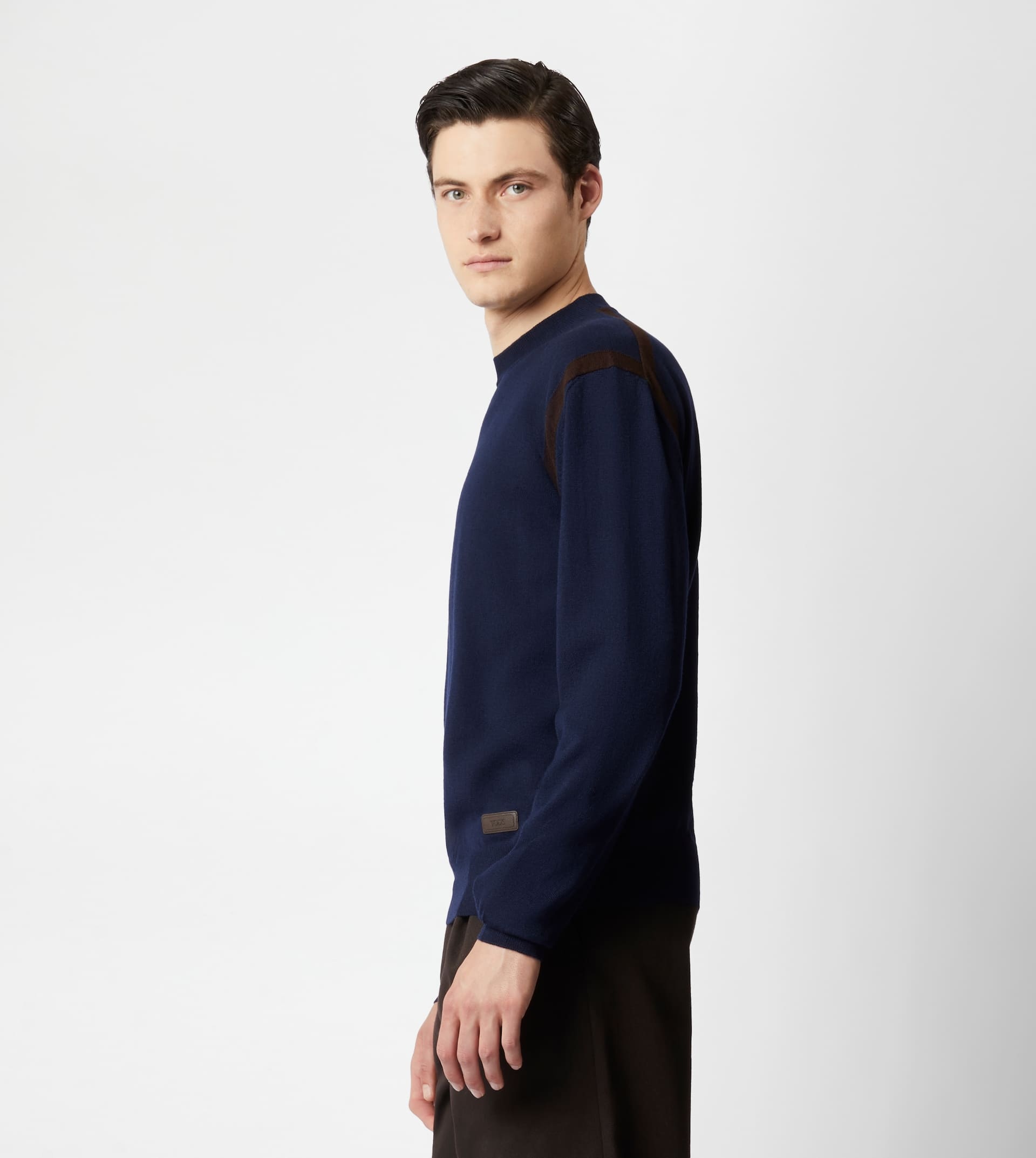 ROUND NECK JUMPER IN WOOL - BLUE, BROWN - 2