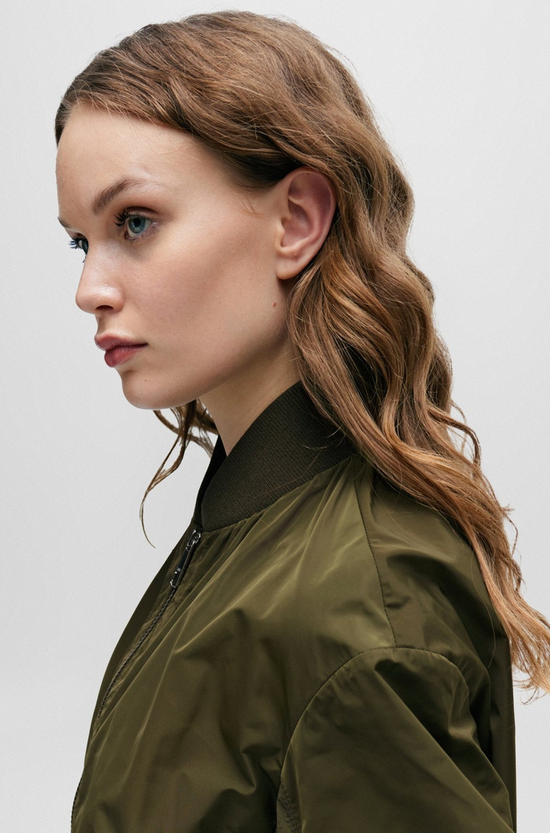 WATER-REPELLENT JACKET IN A RELAXED FIT 5