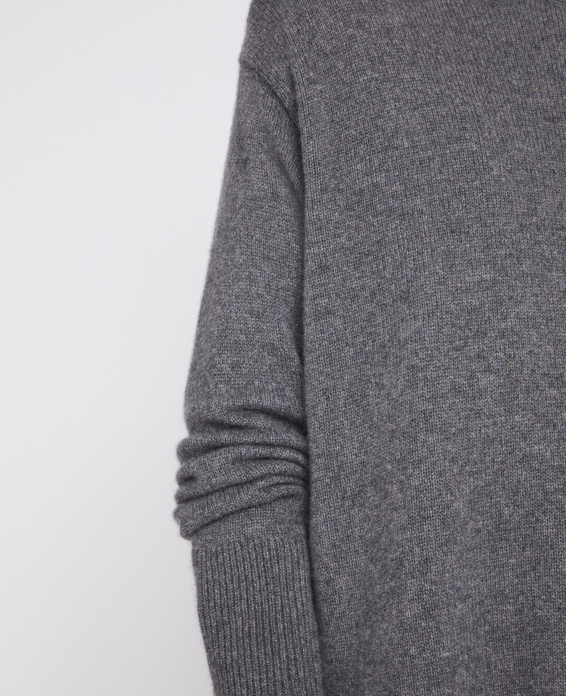 Regenerated Cashmere Sweater - 4
