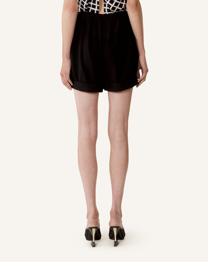 CREPE PLEATED SHORTS 4