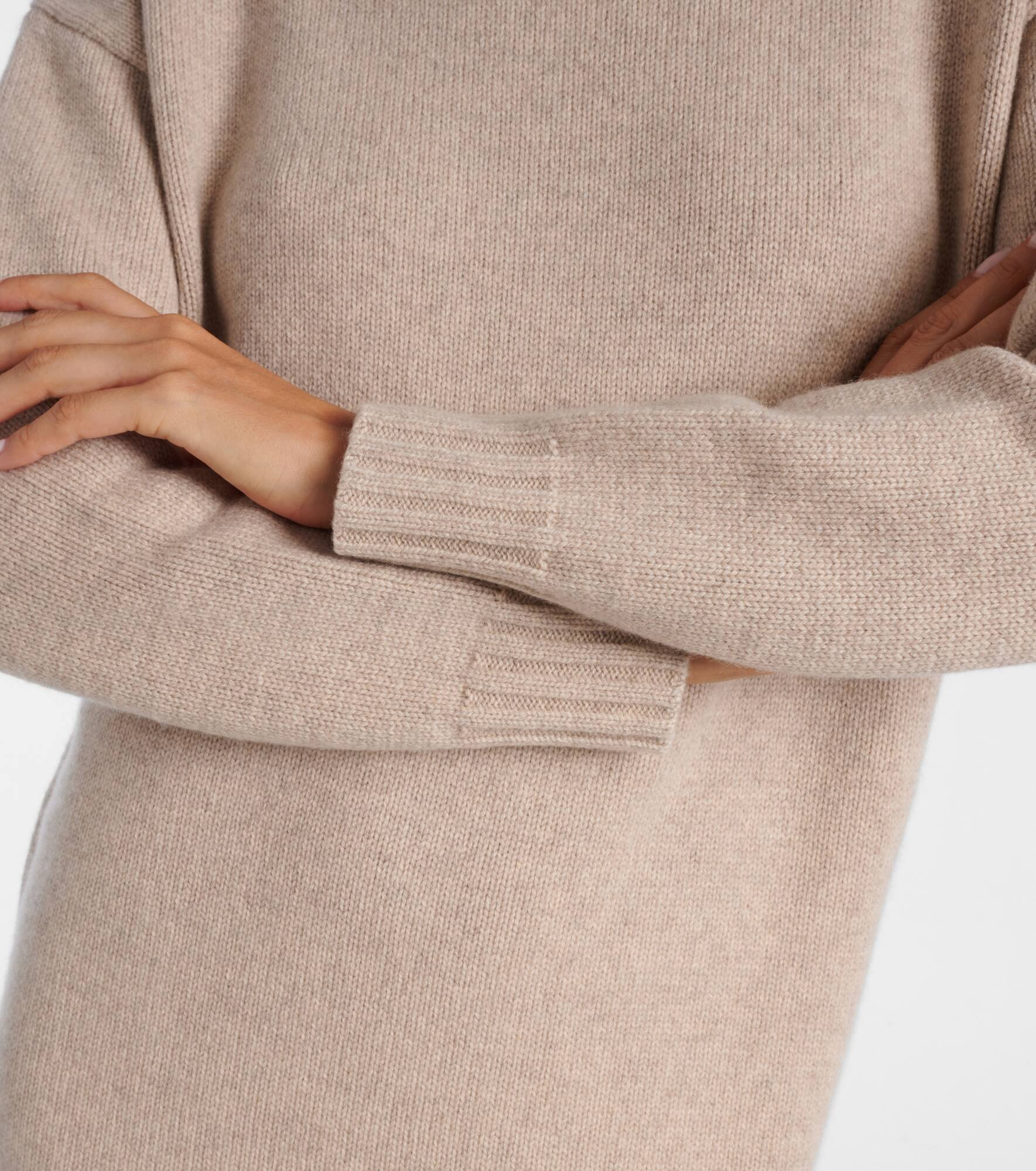 Summer turtleneck cashmere midi dress - 5