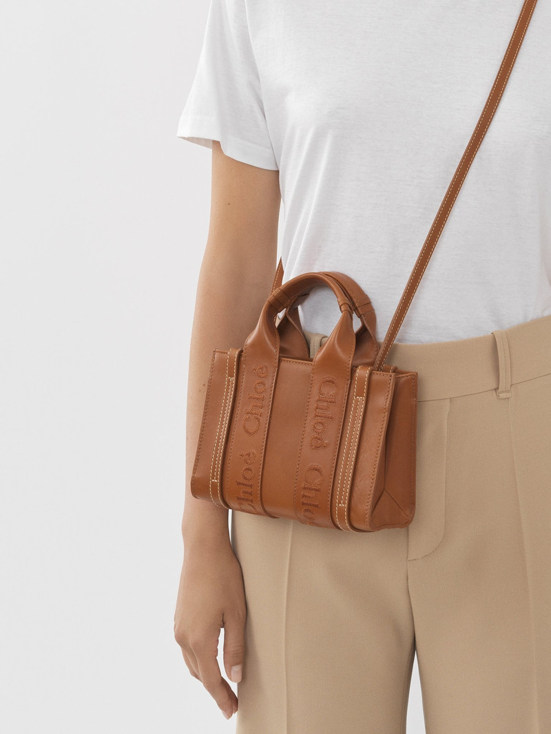Chloé MINI WOODY TOTE BAG outlook