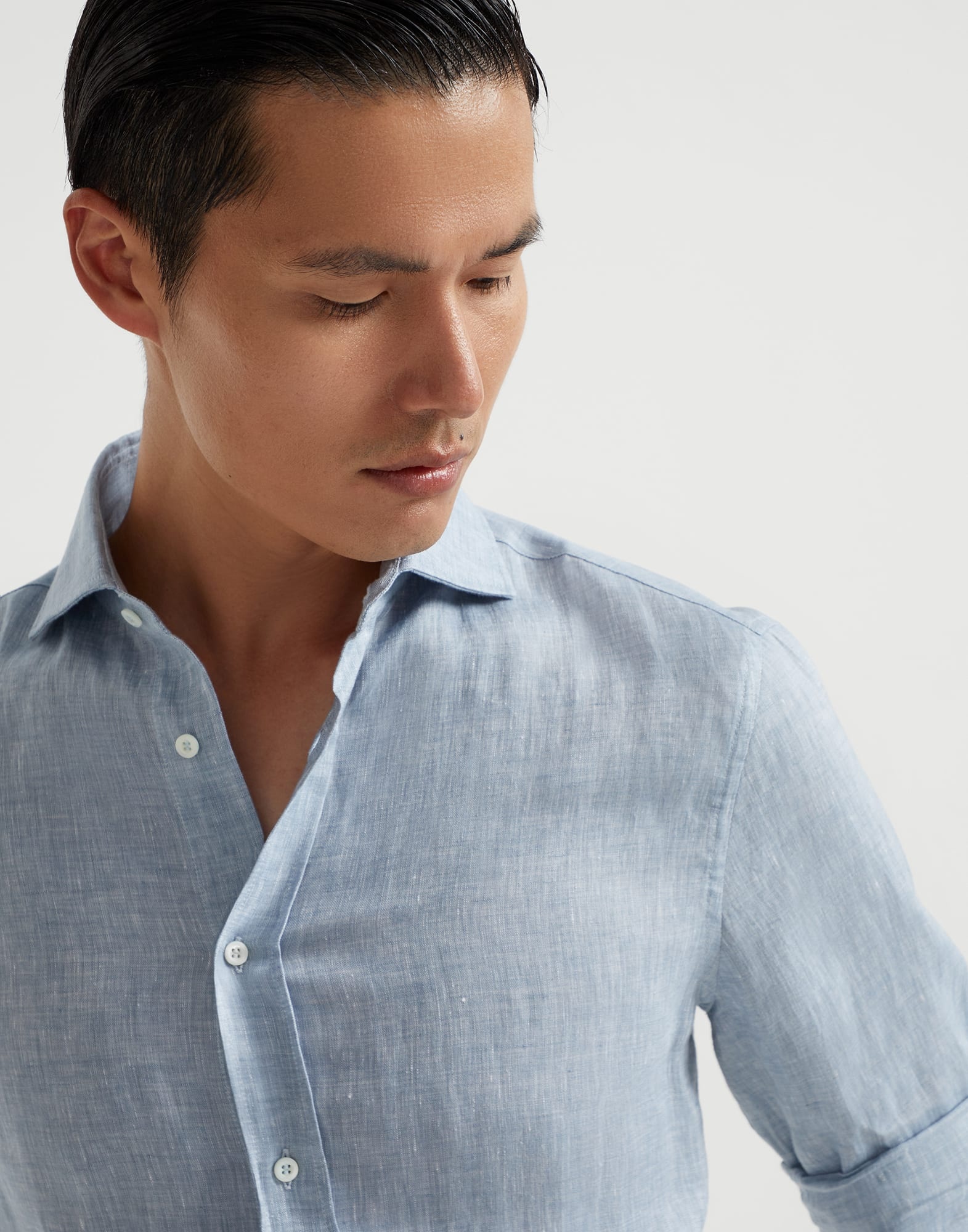 Linen easy fit shirt with spread collar - 3