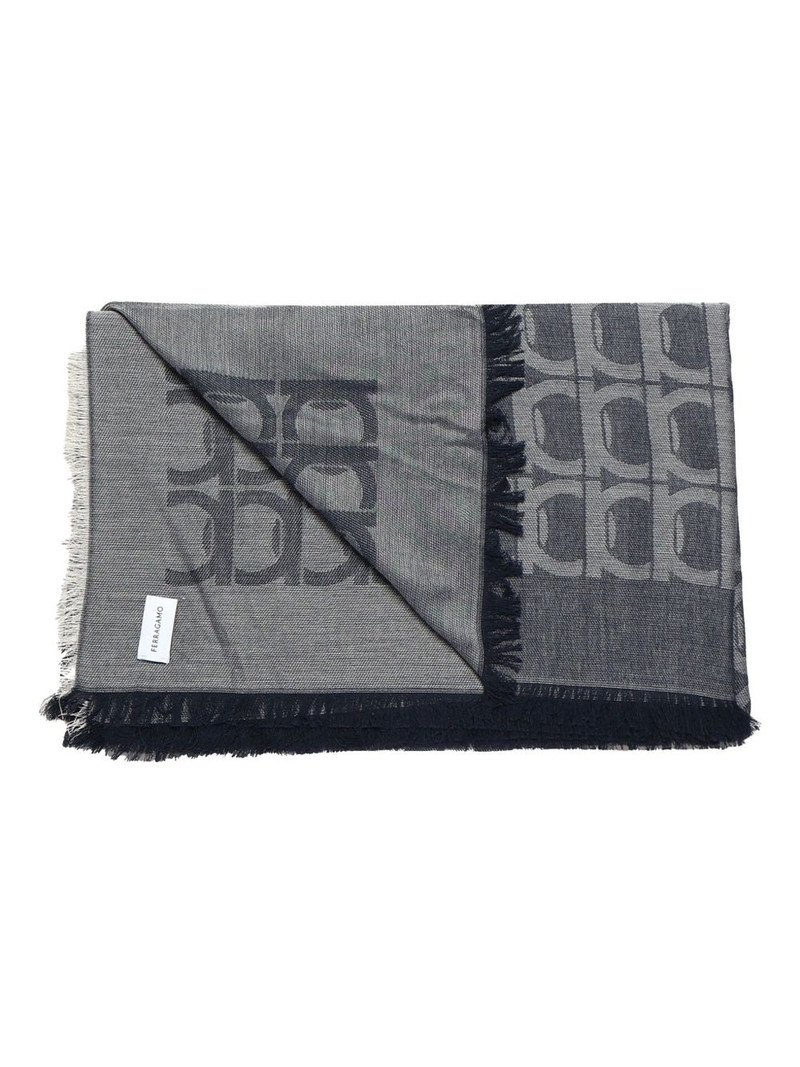 Gancini-pattern fringed scarf 1