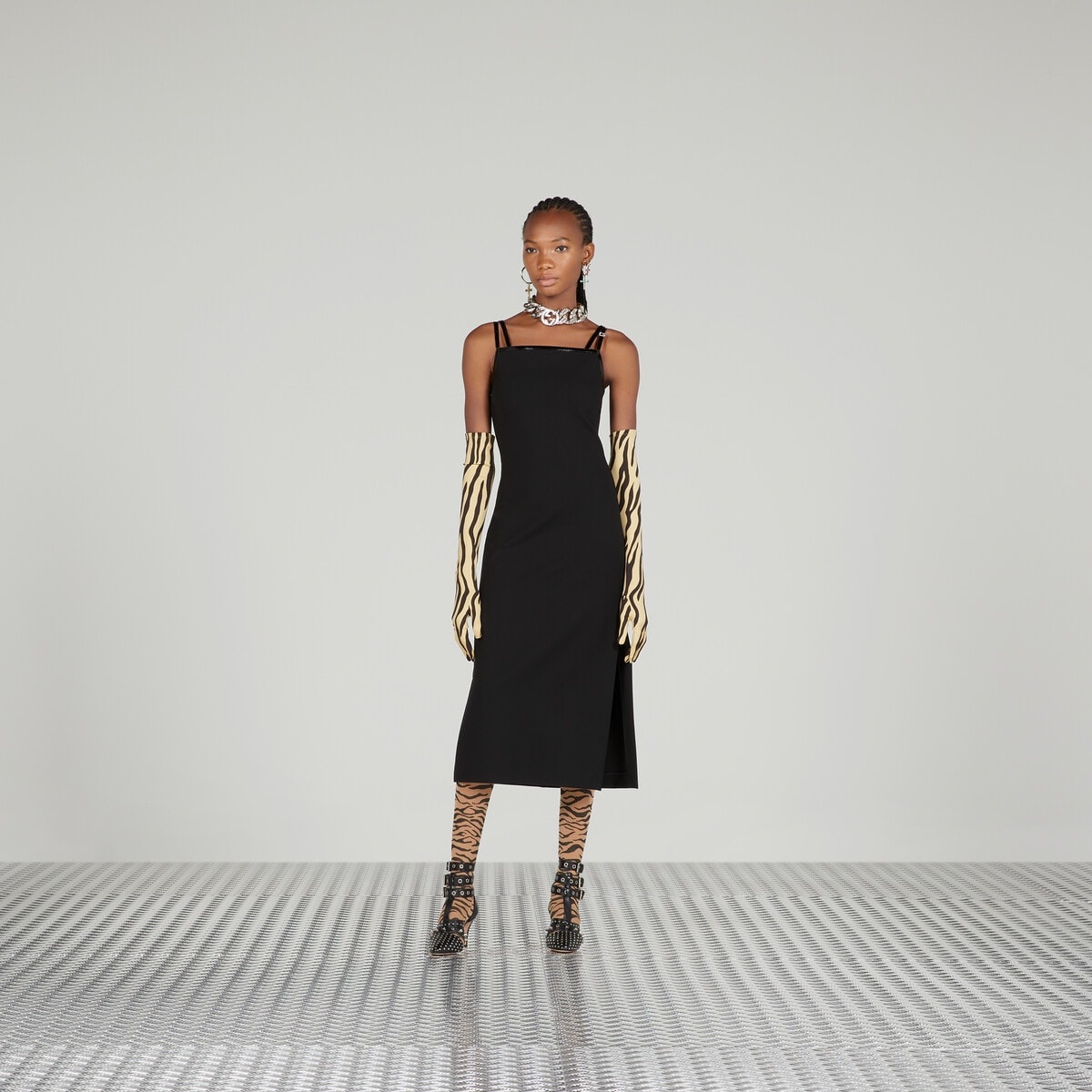 Jersey midi dress with crystal G square - 6
