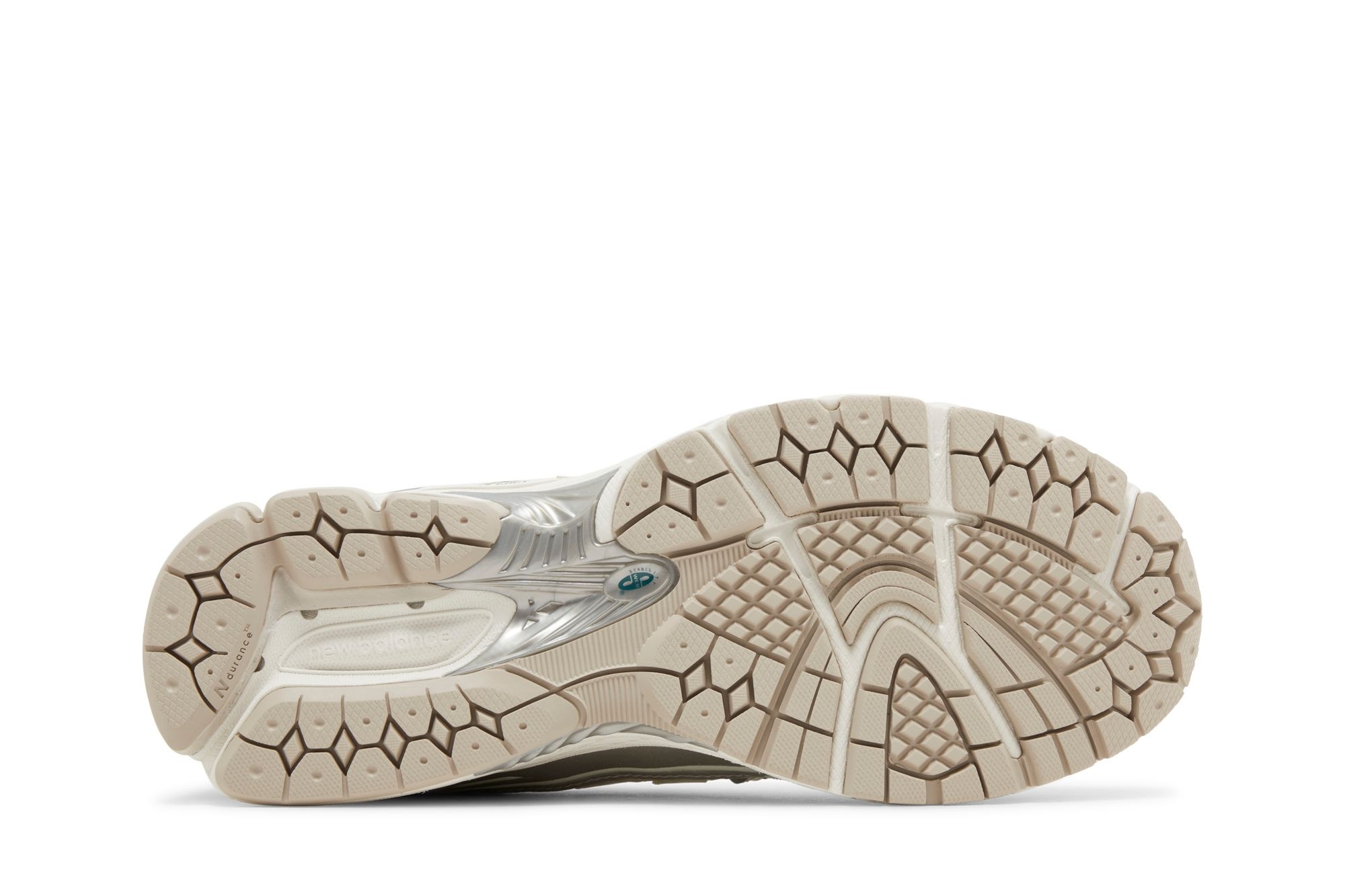 1906R 'Silver Metallic Cream' - 4