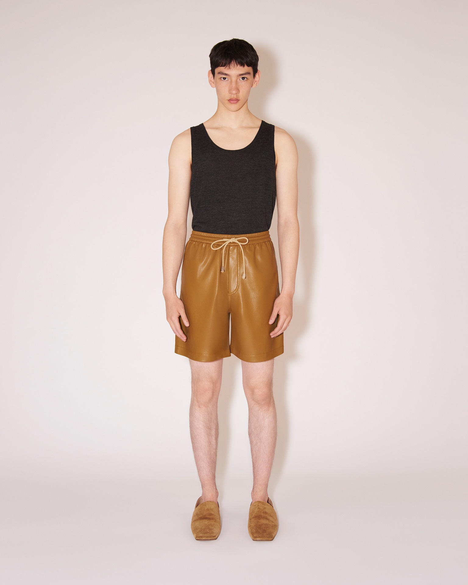 DOXXI - Vegan leather shorts - Curry - 2