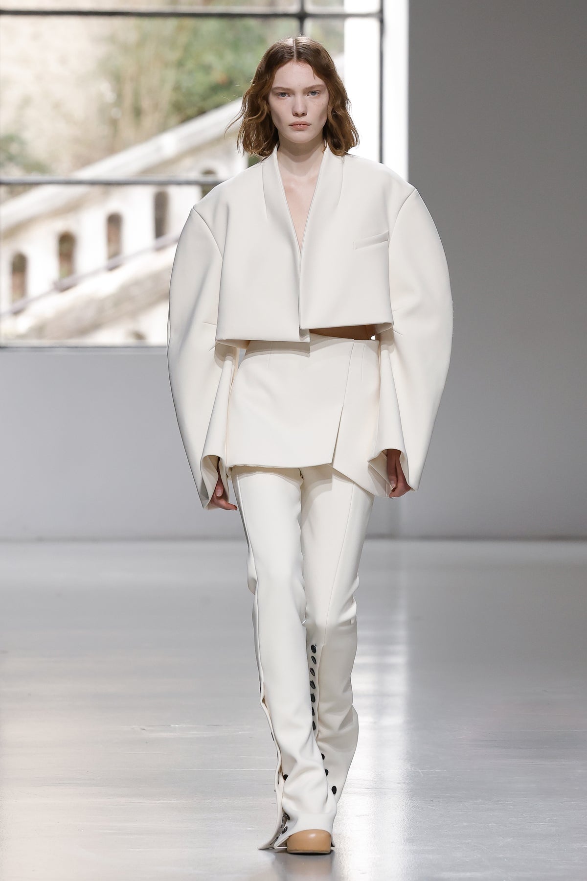 ROUNDED SLEEVE CROPPED JACKET IVORY - 11