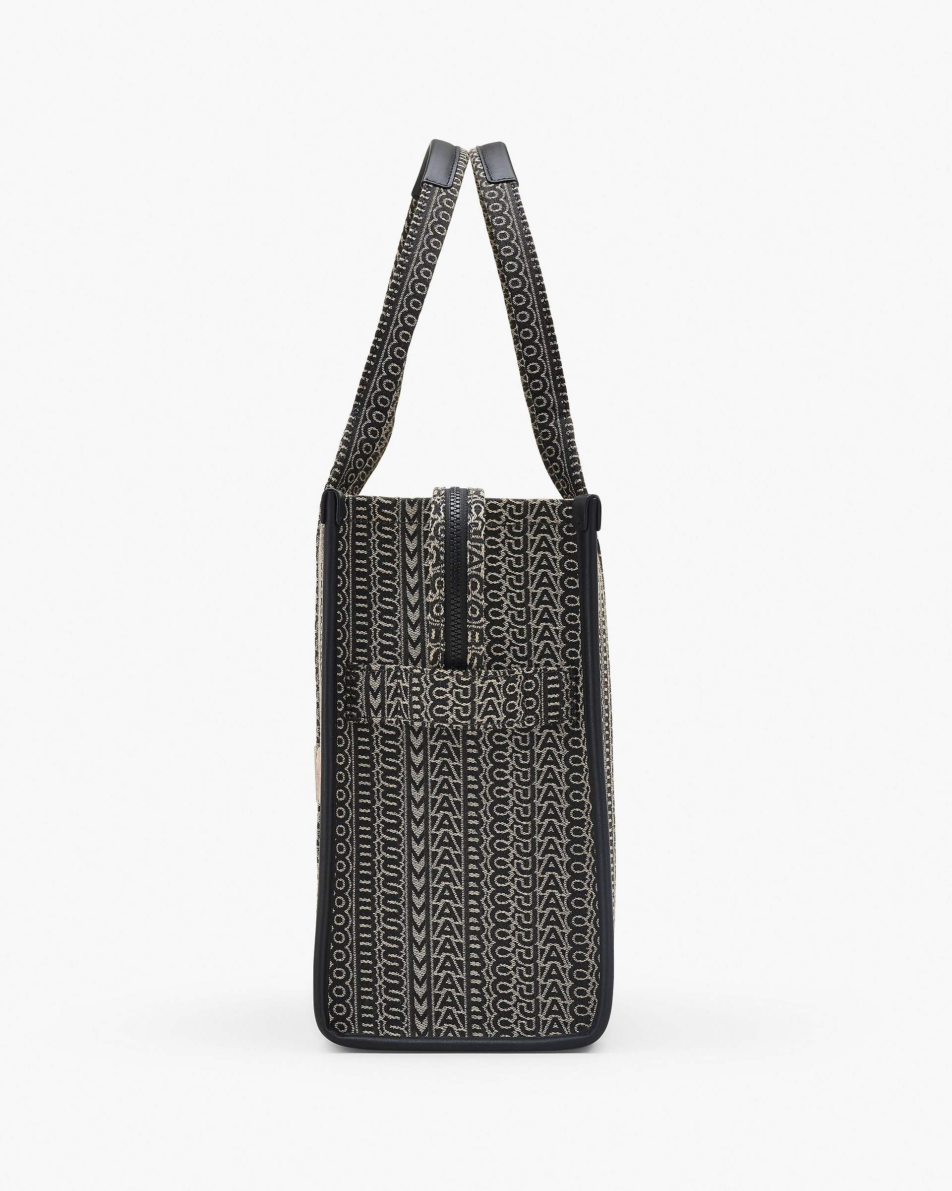 Marc Jacobs THE MONOGRAM JACQUARD LARGE TOTE BAG | REVERSIBLE