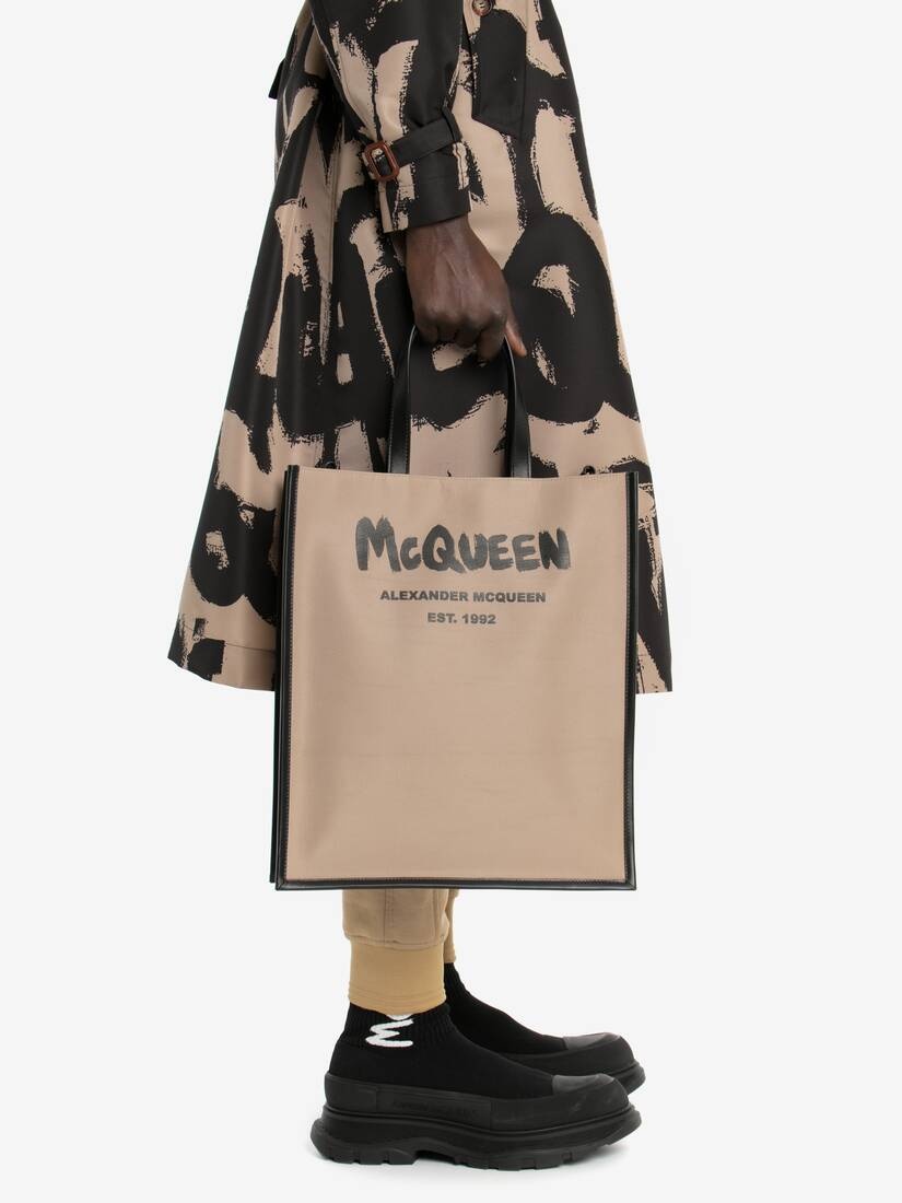 Mcqueen Graffiti Edge North South Tote Bag in Black/beige - 5