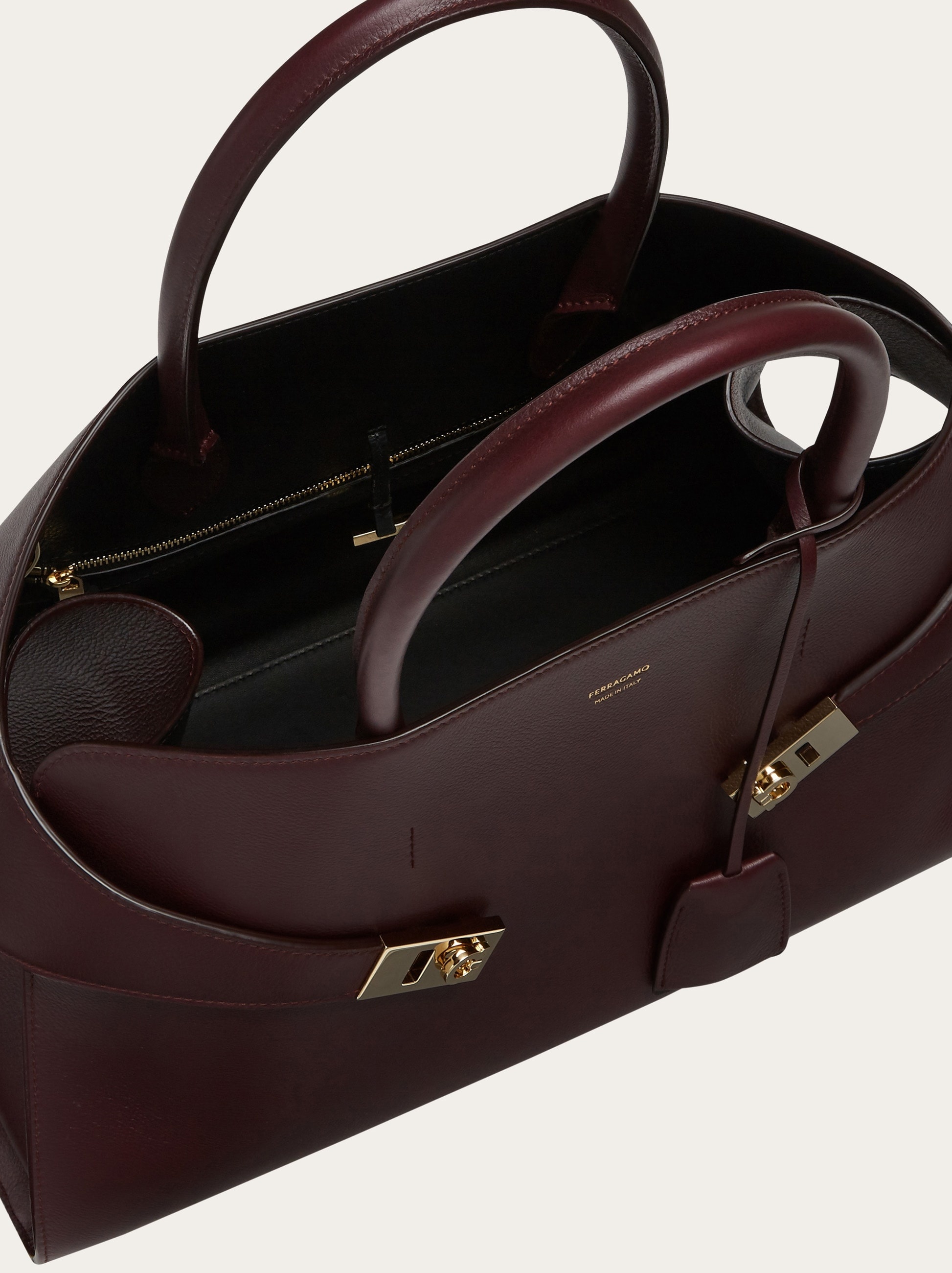 Hug handbag (M) - 6