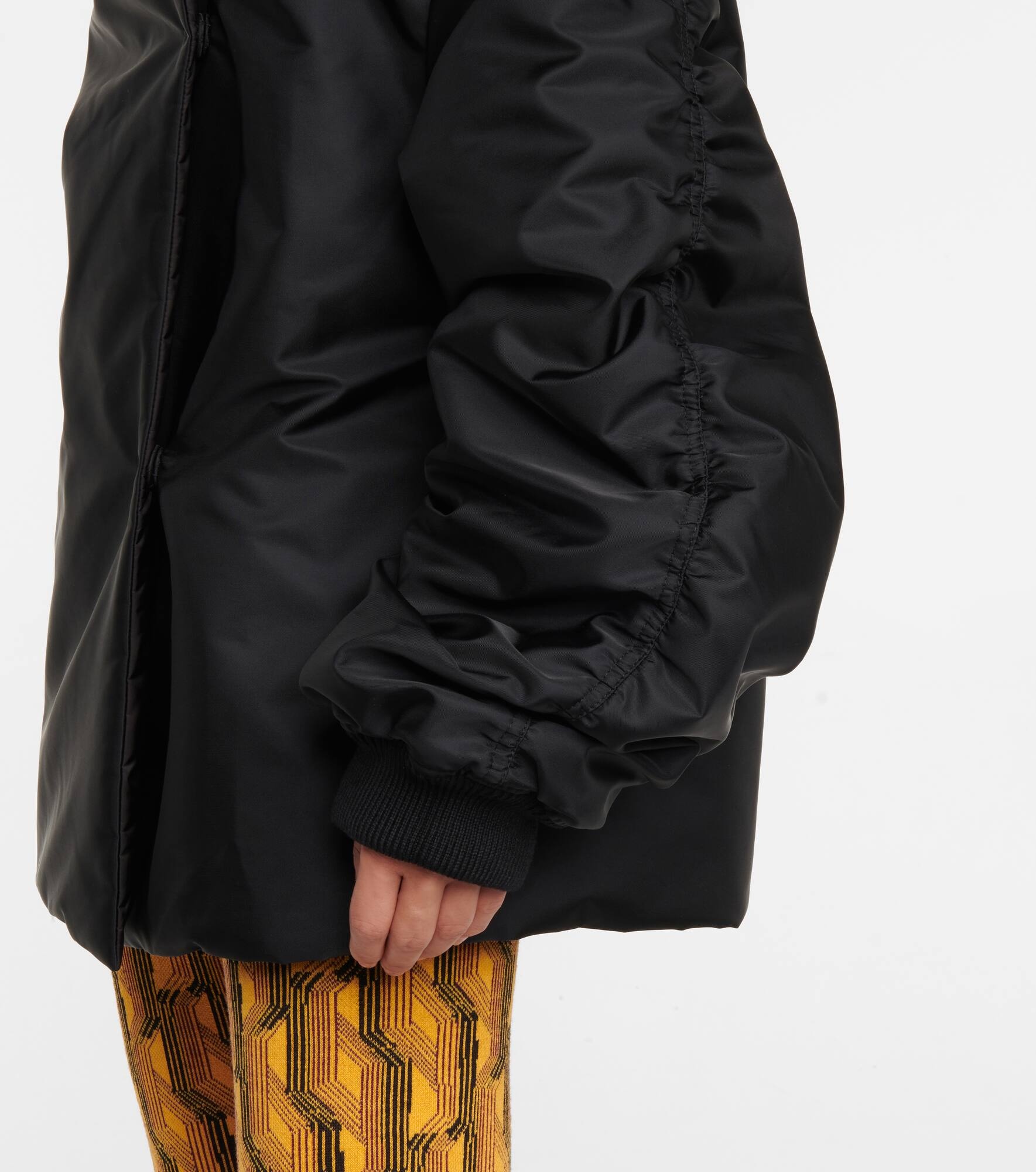 Nylon off-the-shoulder jacket - 6