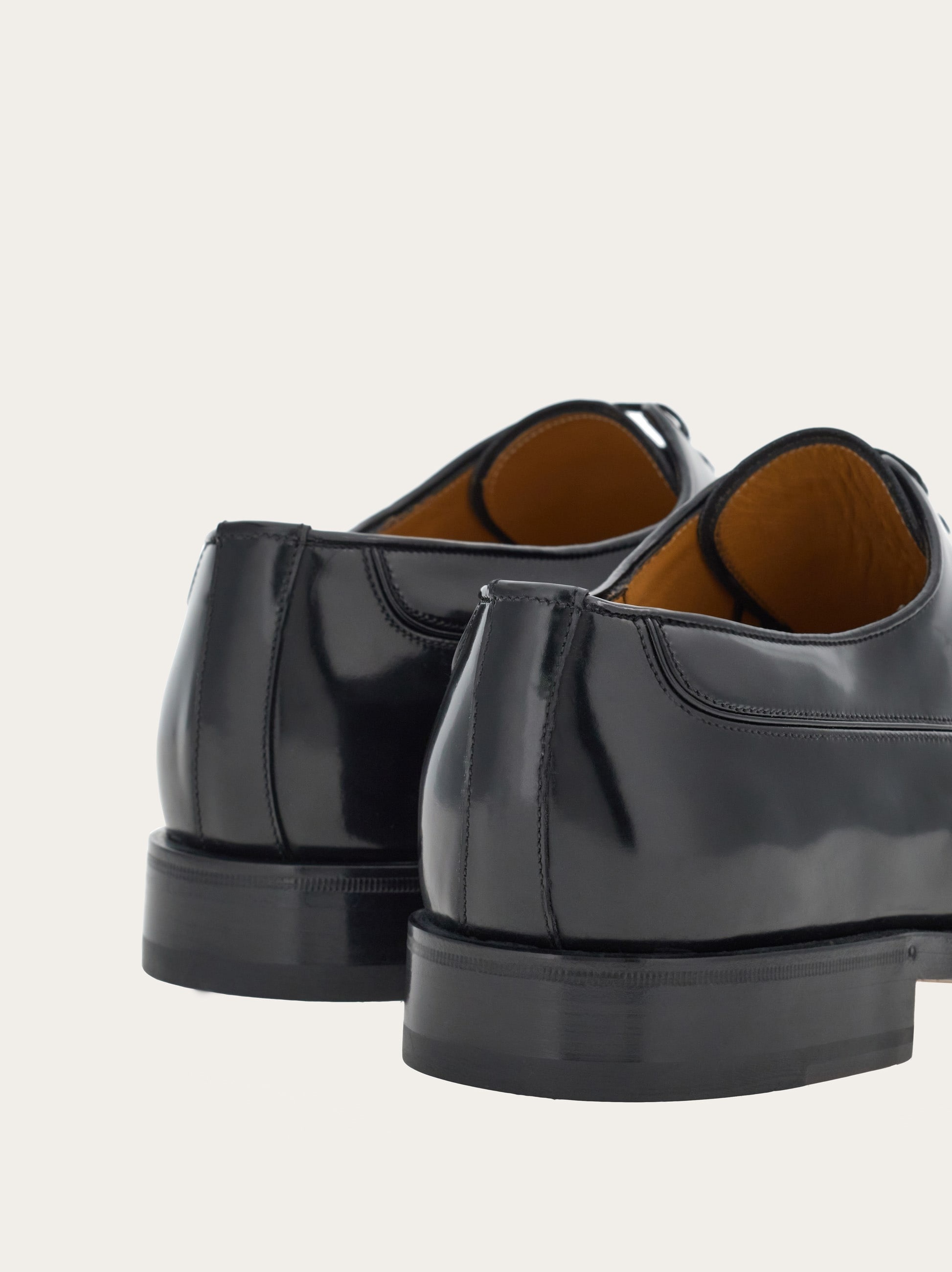 Oxford with toe cap - 4