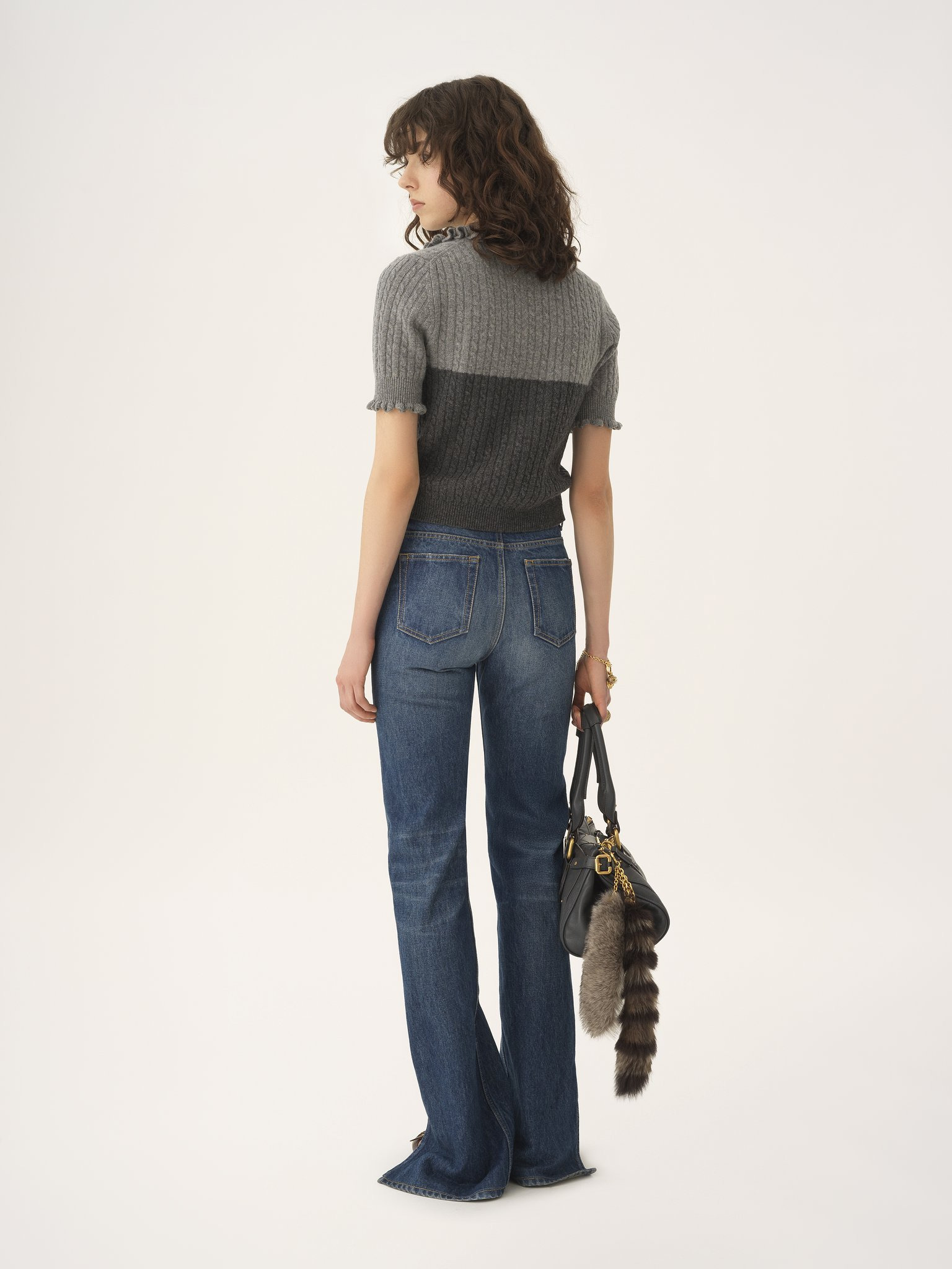 SHORT-SLEEVE POLO SWEATER IN A WOOL & CASHMERE KNIT - 5
