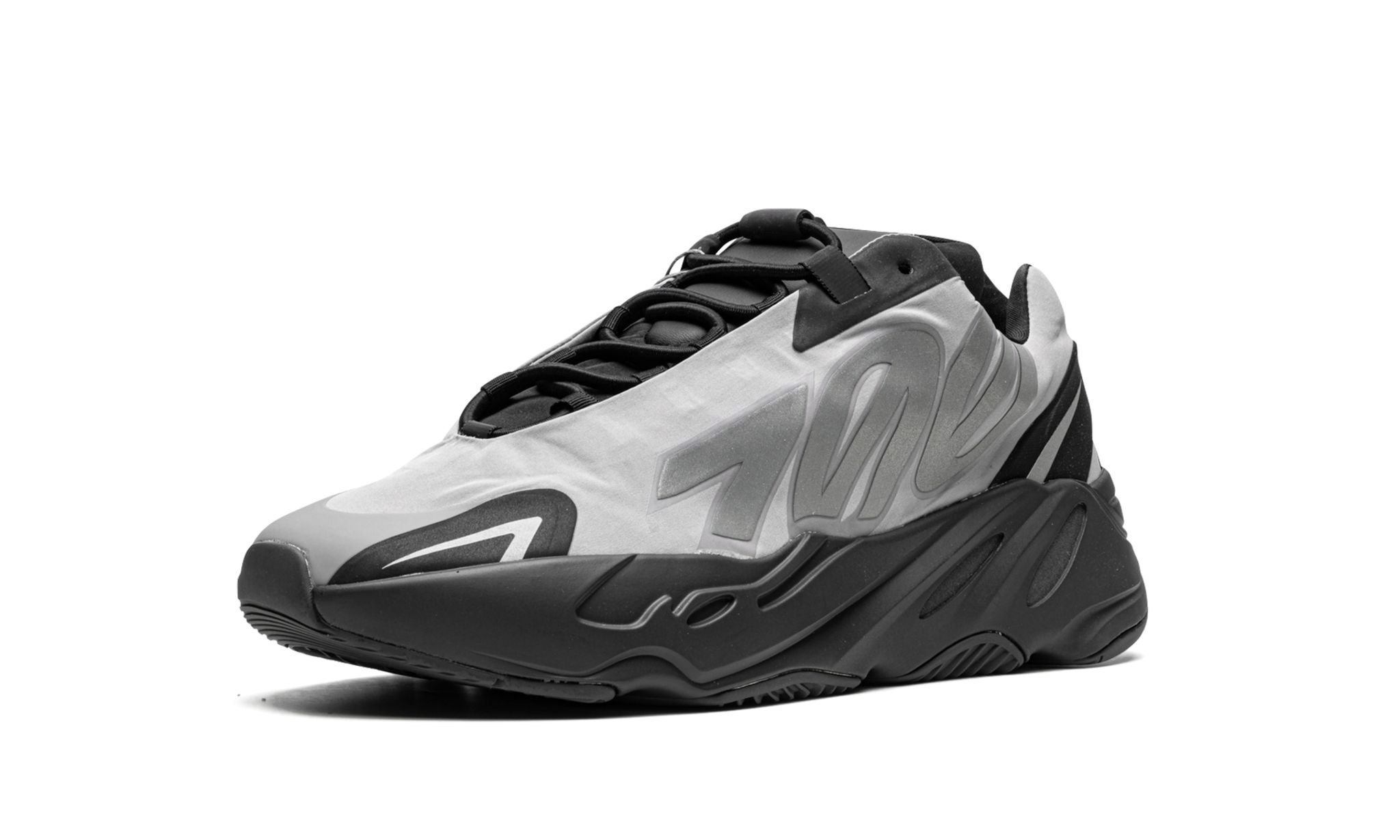 Yeezy 700 MNVN "Metallic" - 4