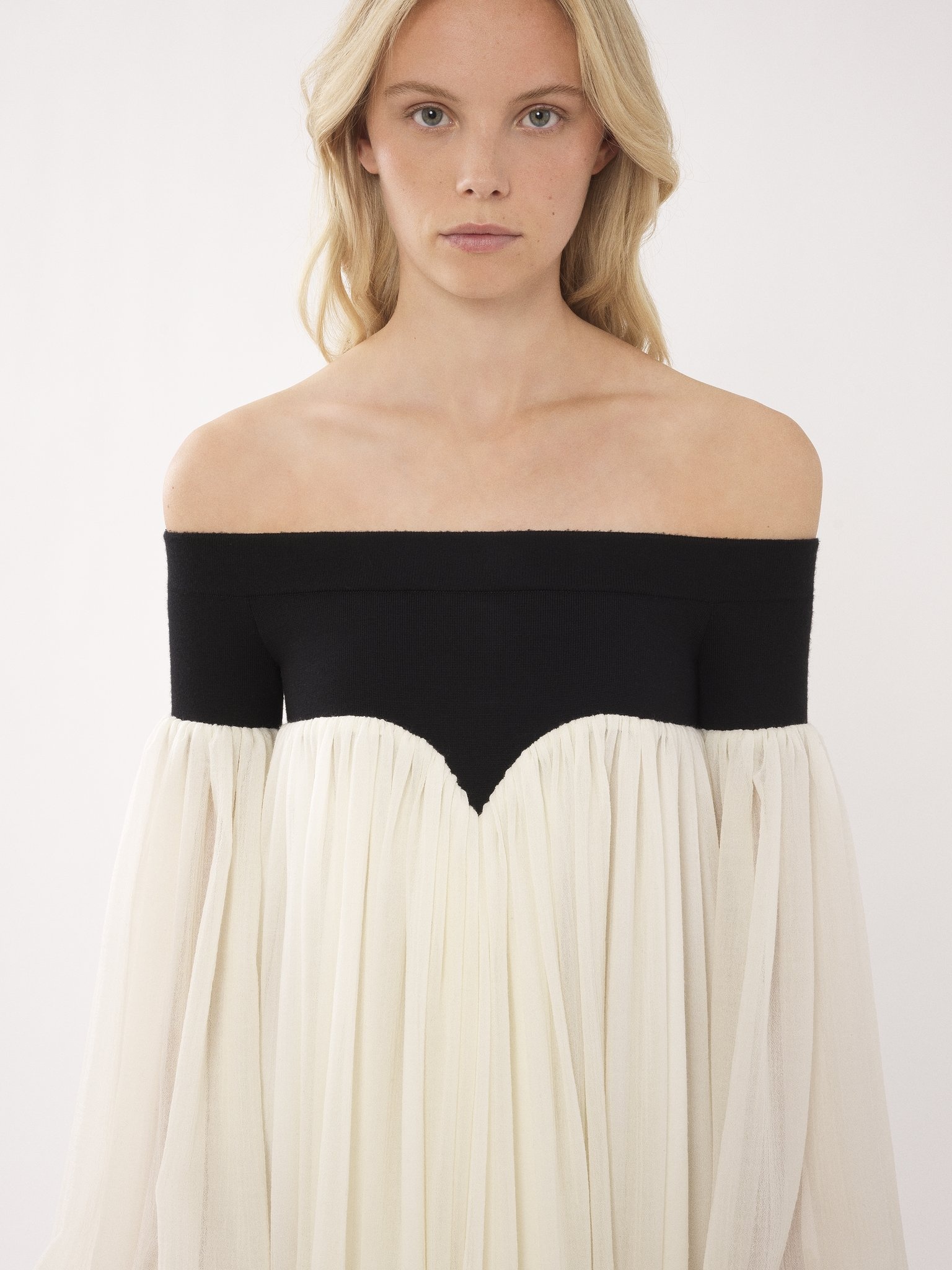 OFF-THE-SHOULDER MAXI DRESS - 5
