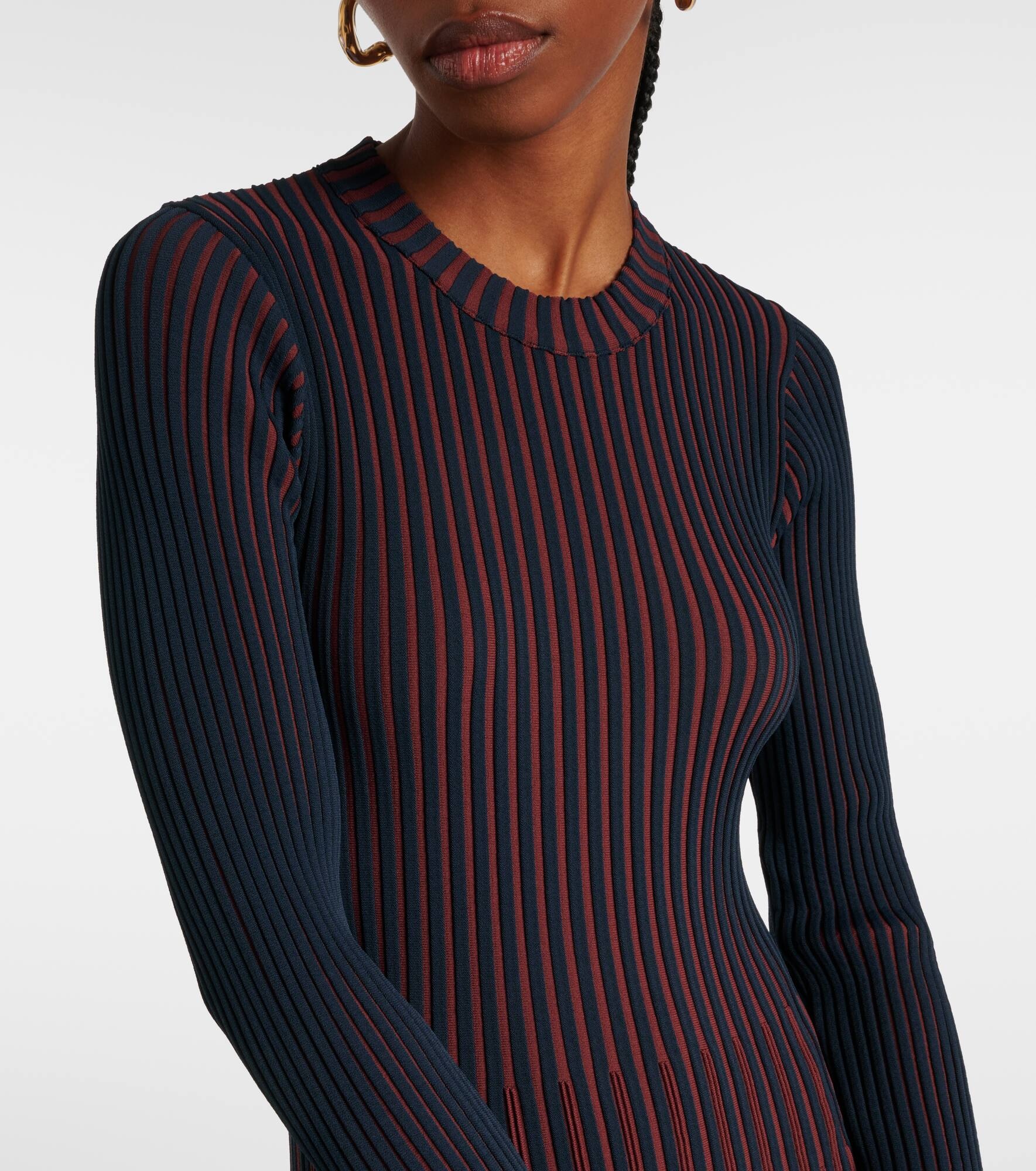 Striped ribbed-knit pleated midi dress - 4