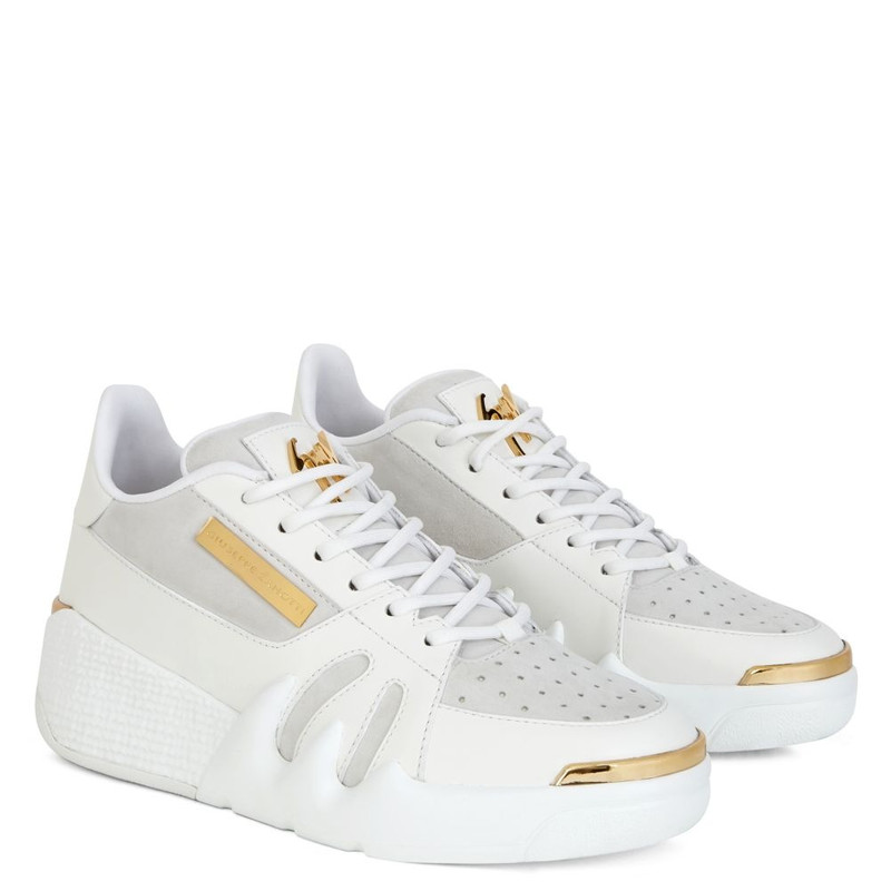 Giuseppe Zanotti Talon outlook