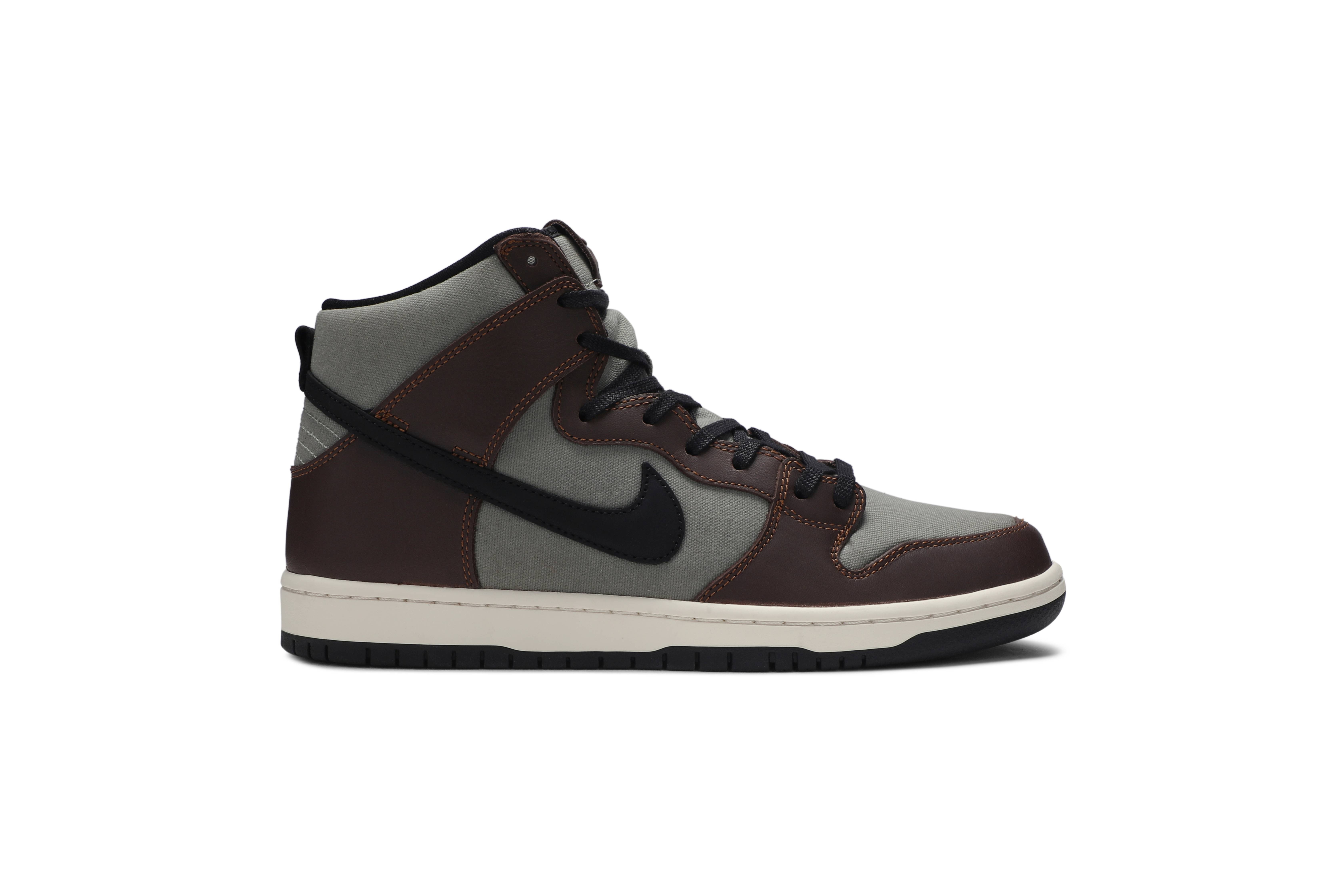 Dunk SB High Pro 'Baroque Brown' - 1