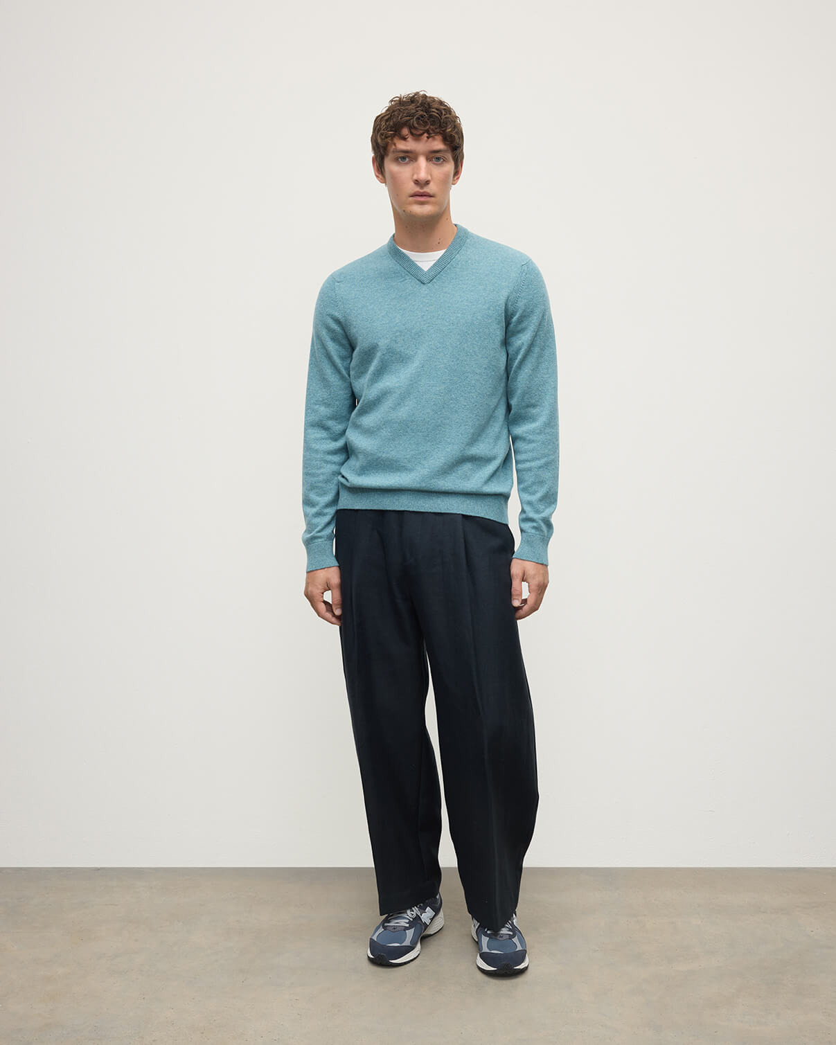 Classic Cashmere Green V Neck Jumper - 2