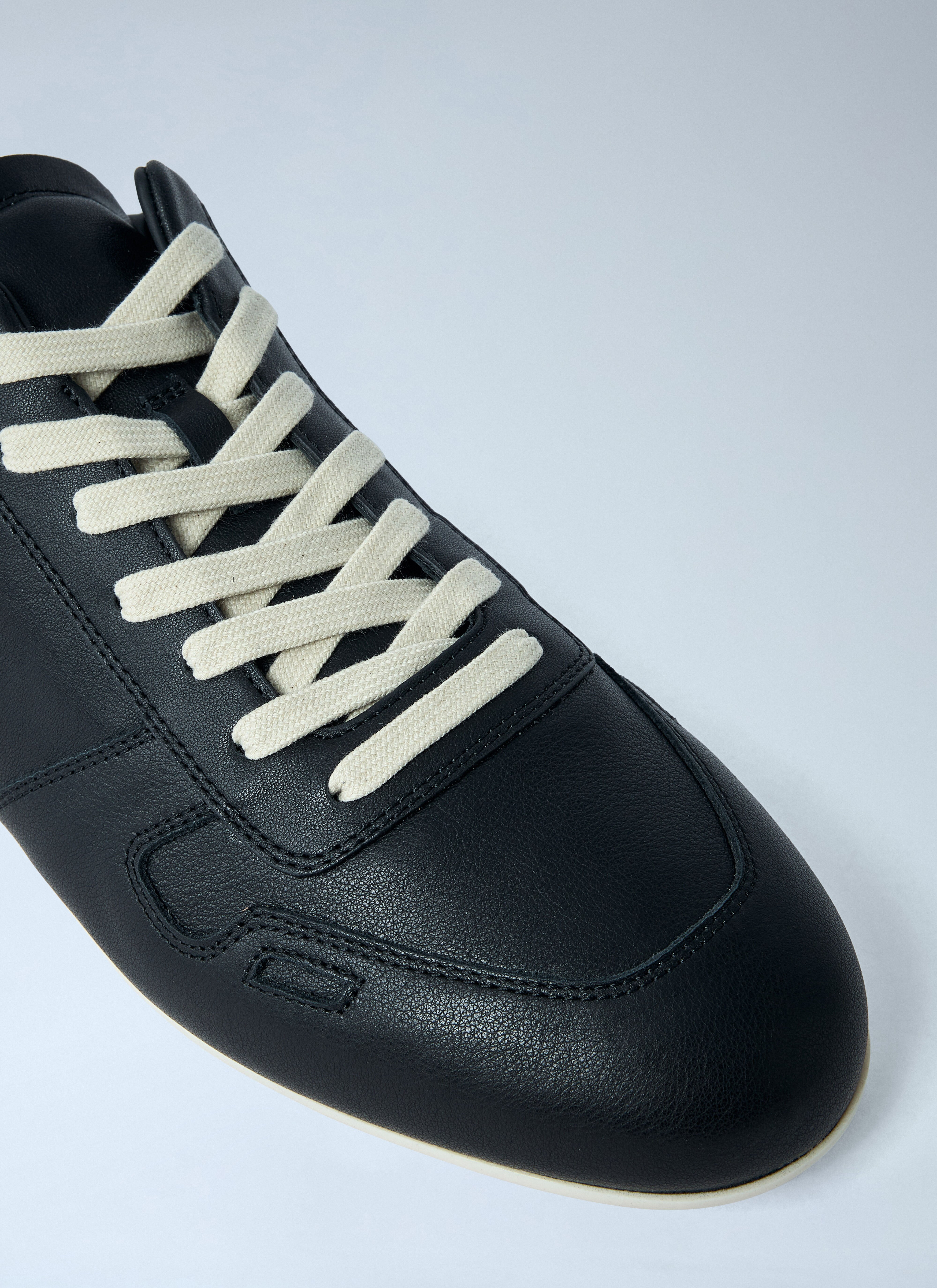 Low-Top Sneakers - 3