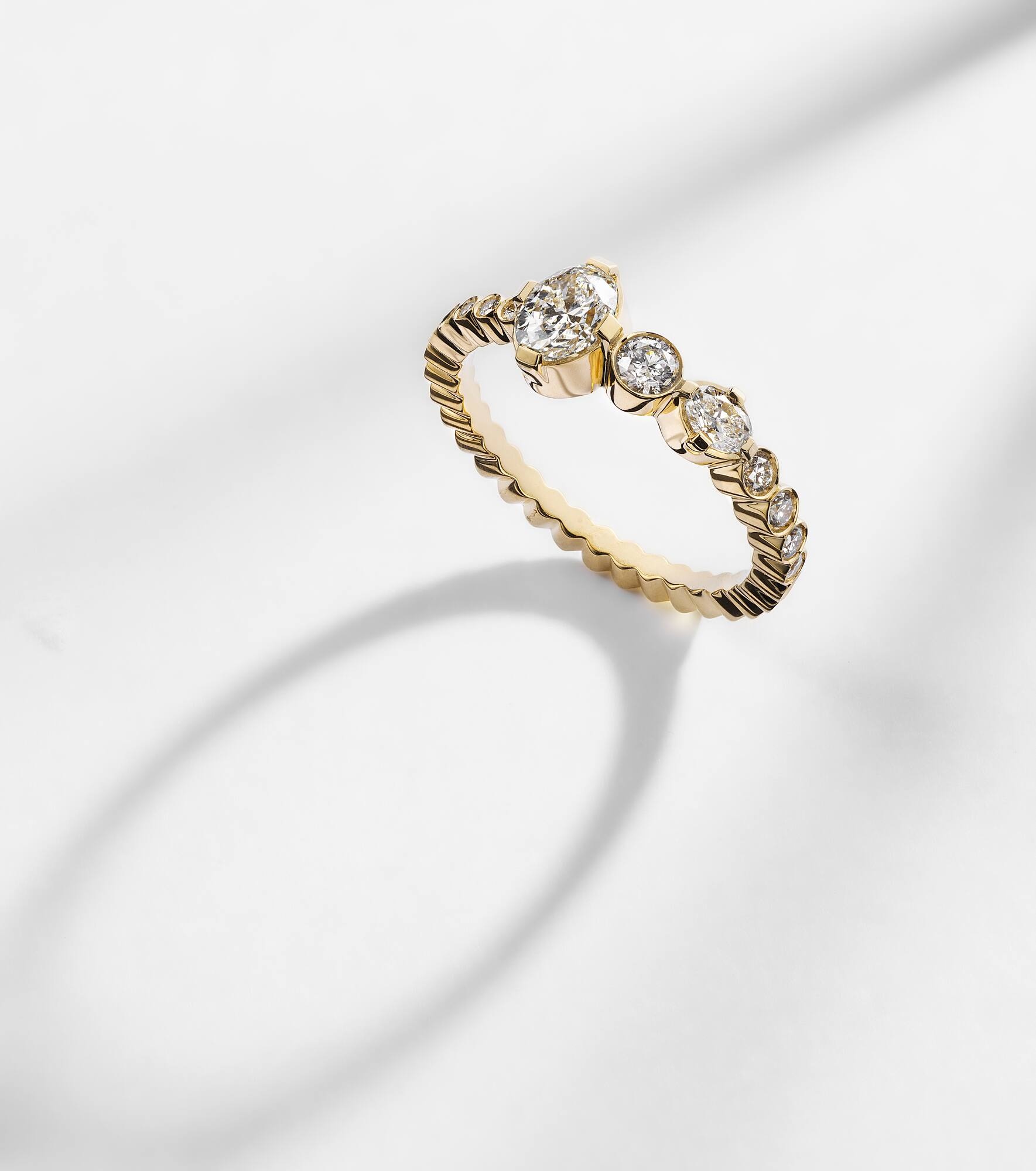Ensemble De Sky 18kt gold ring with diamonds - 5