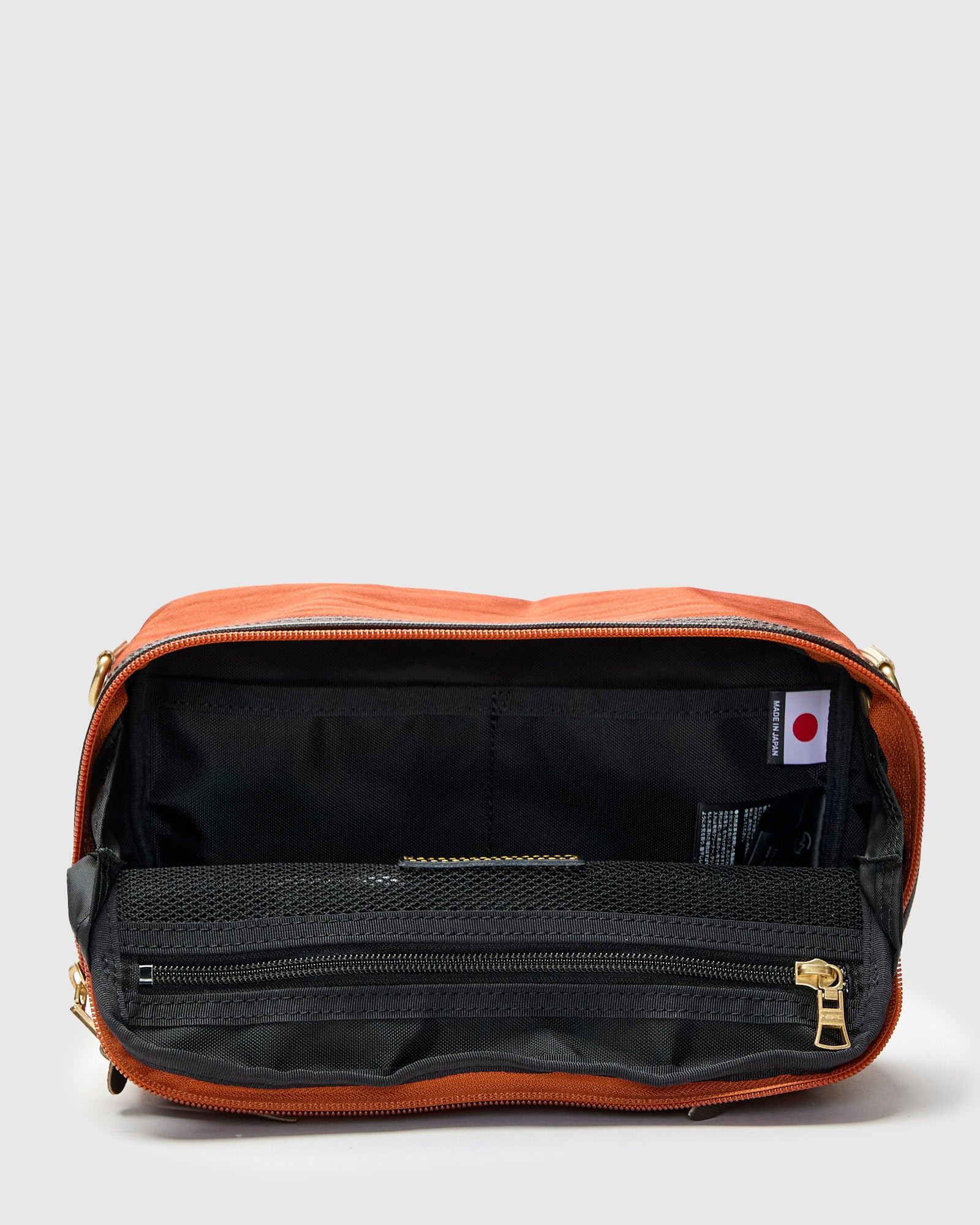 Link Shoulder Bag v2 in Orange - 8