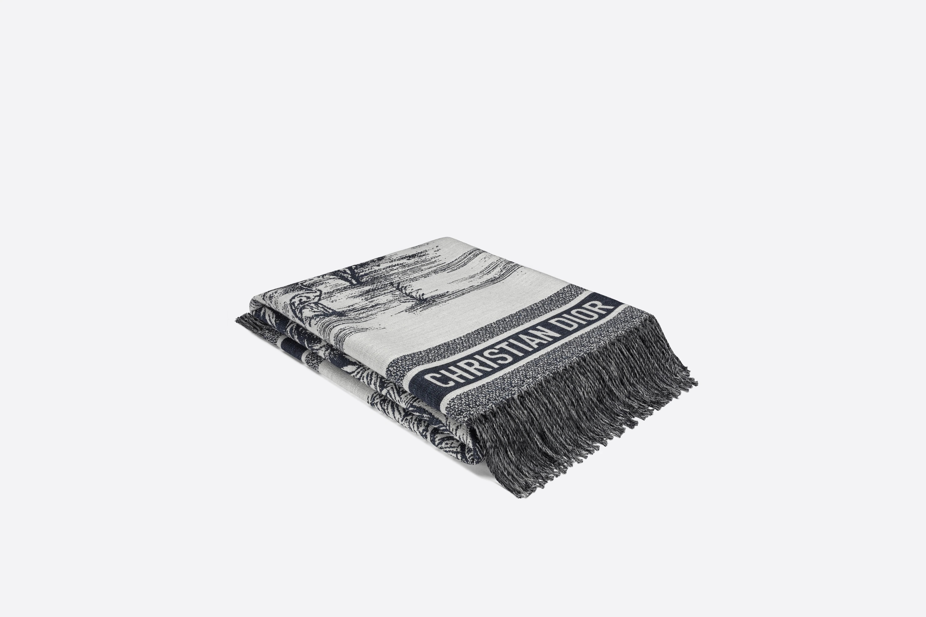 Toile de Jouy Palms Summer Blanket - 4