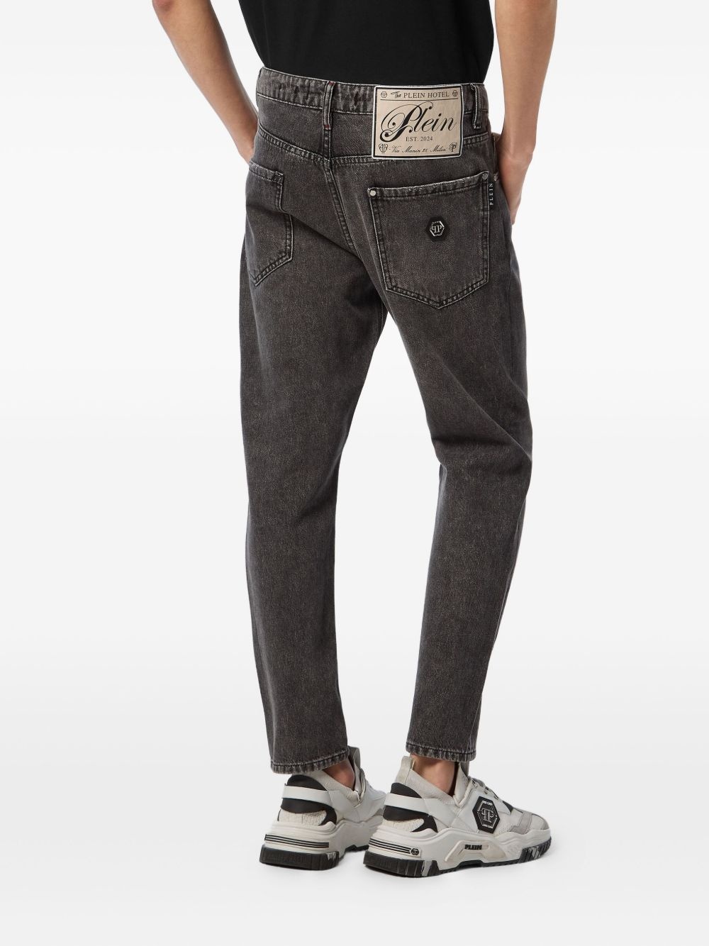 Detroit Fit logo-plaque jeans - 3
