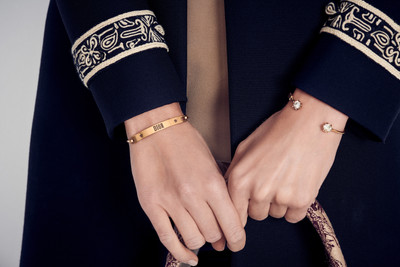 Dior Dio(r)evolution Bracelet Set outlook